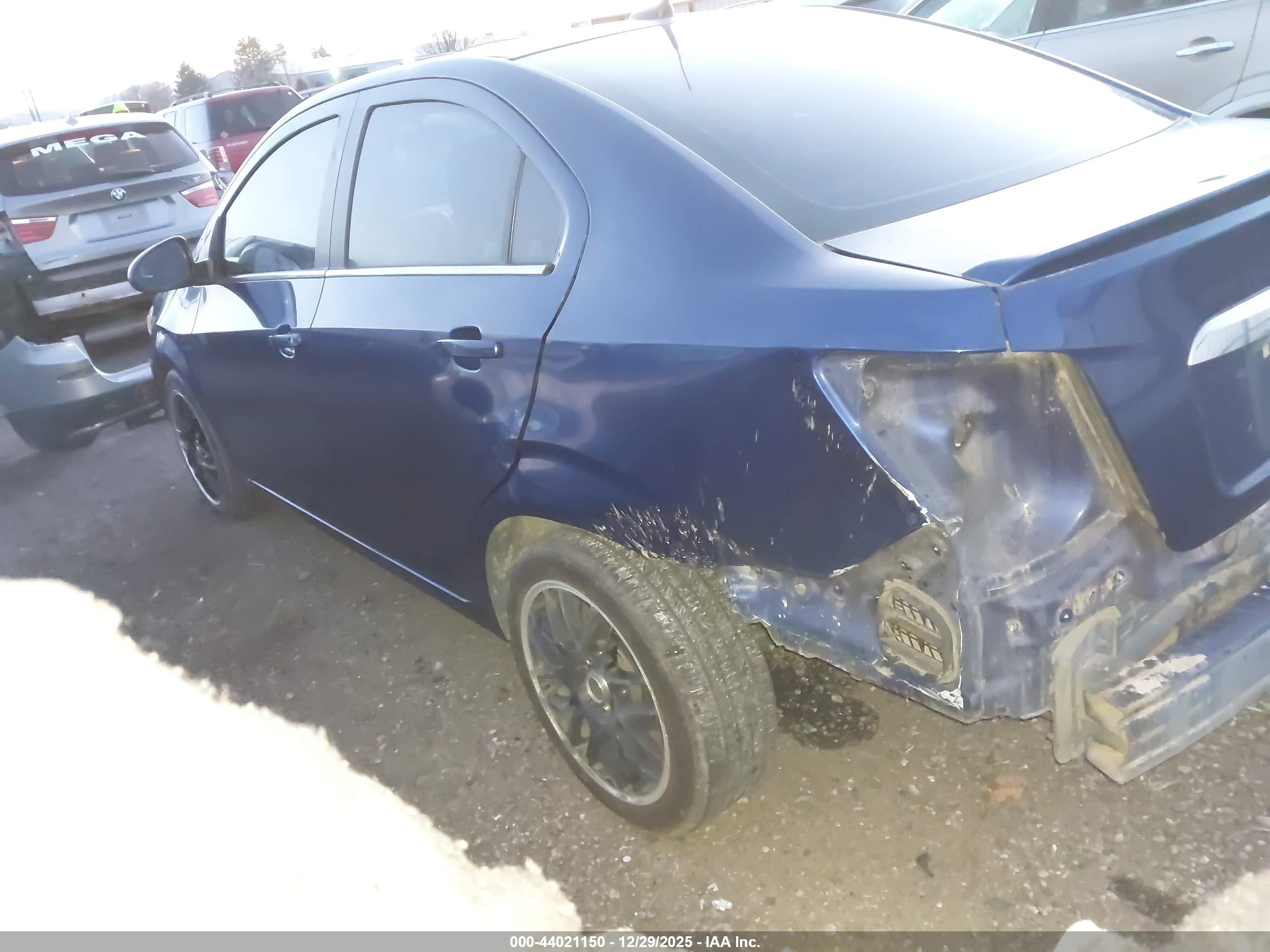 CHEVROLET SONIC image 3