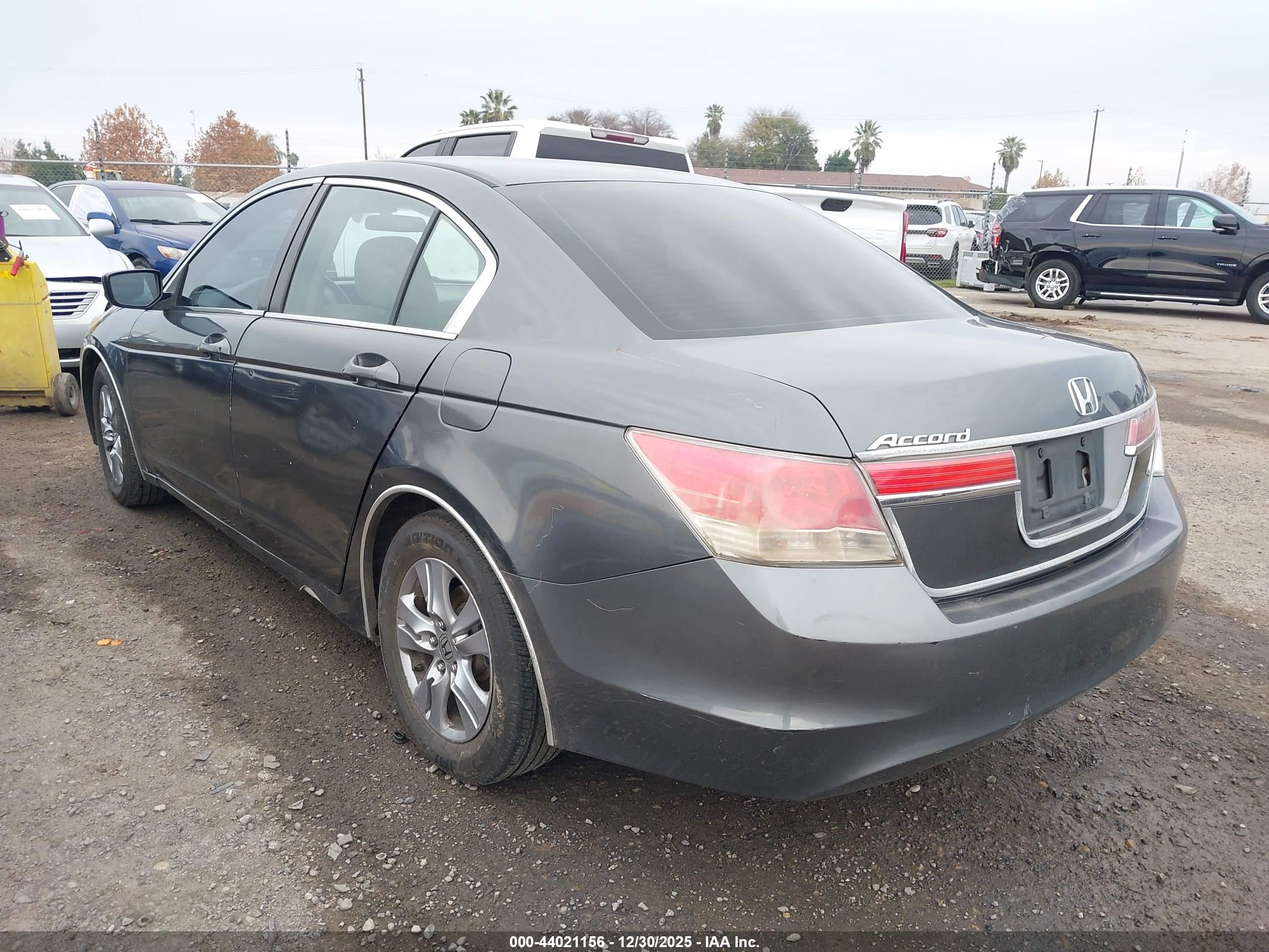 HONDA ACCORD image 3