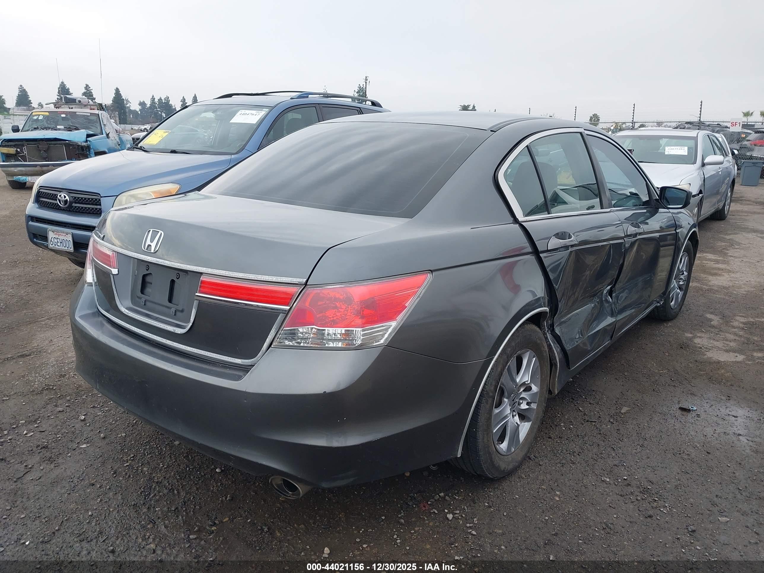 HONDA ACCORD image 4