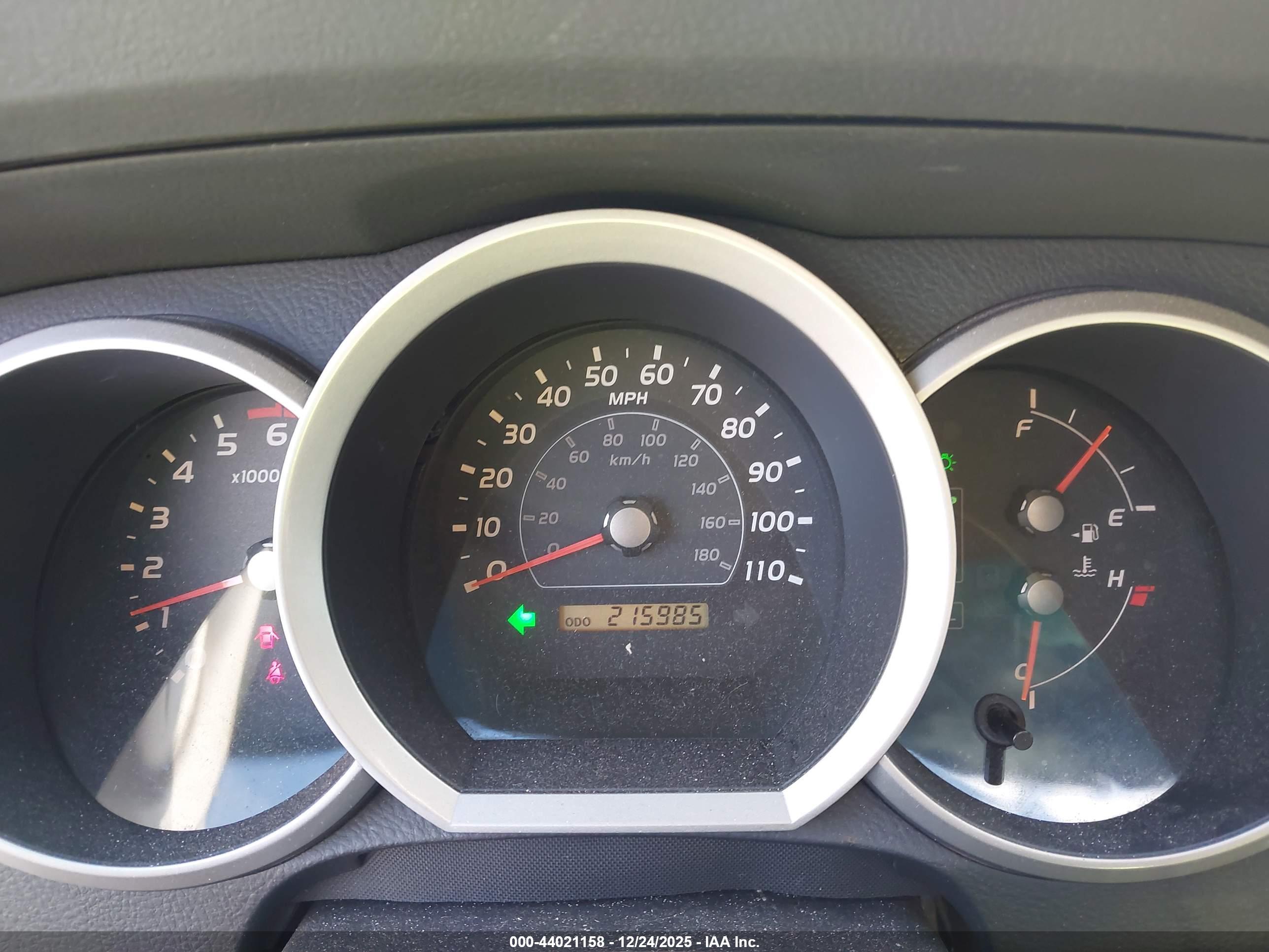 TOYOTA 4RUNNER image 7