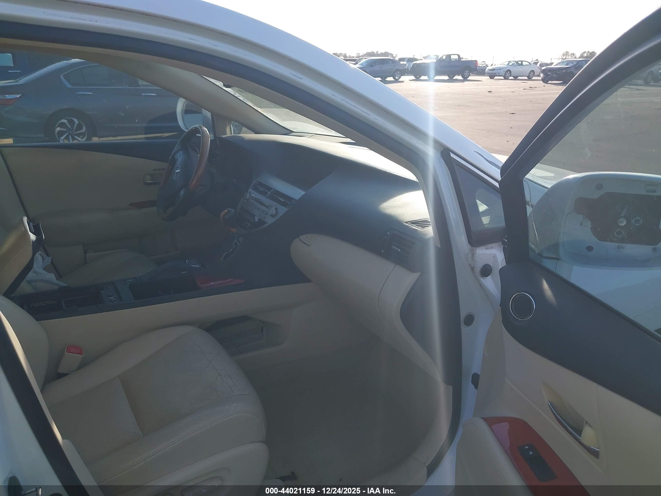 LEXUS RX image 5