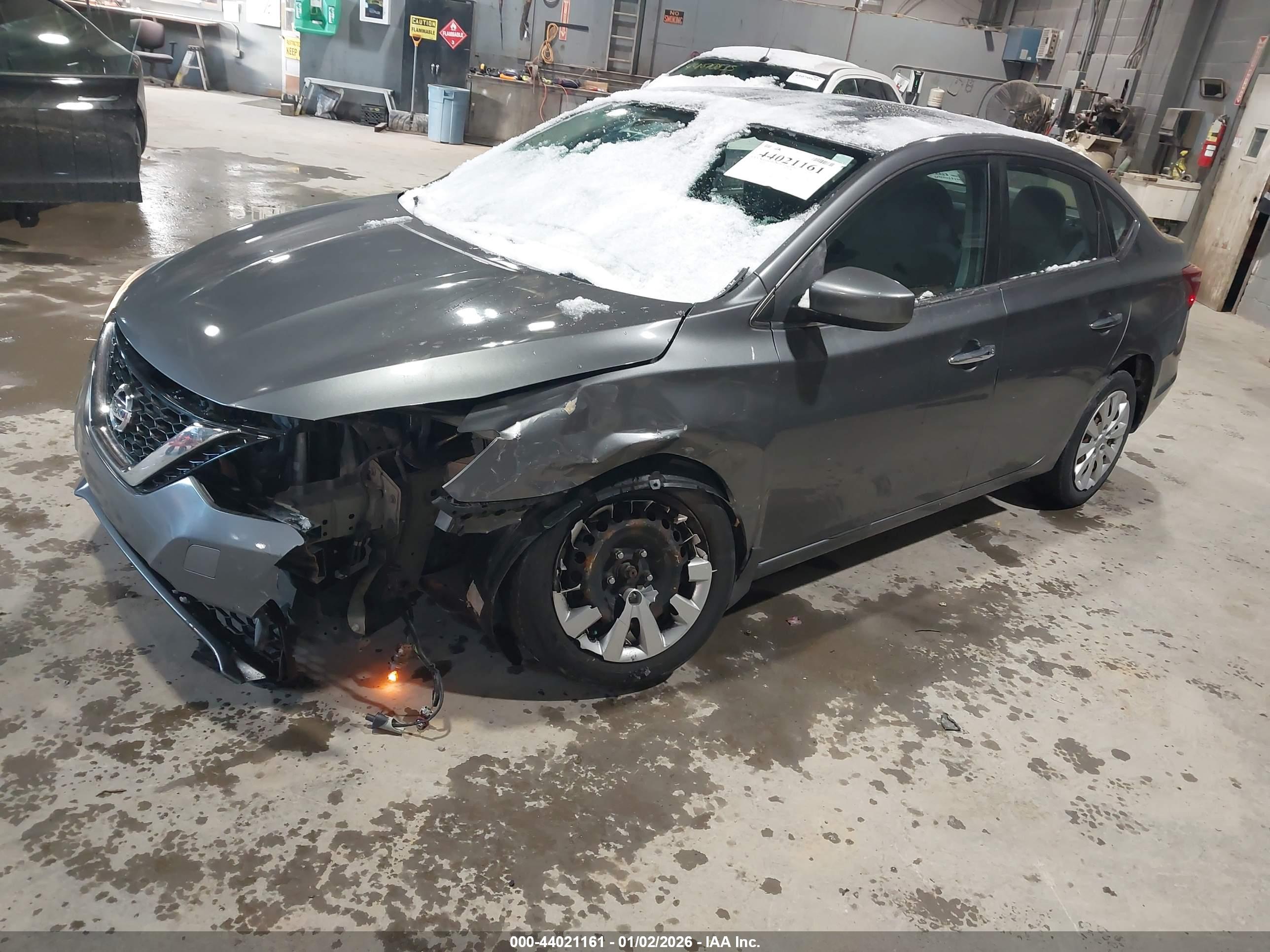 NISSAN SENTRA image 2