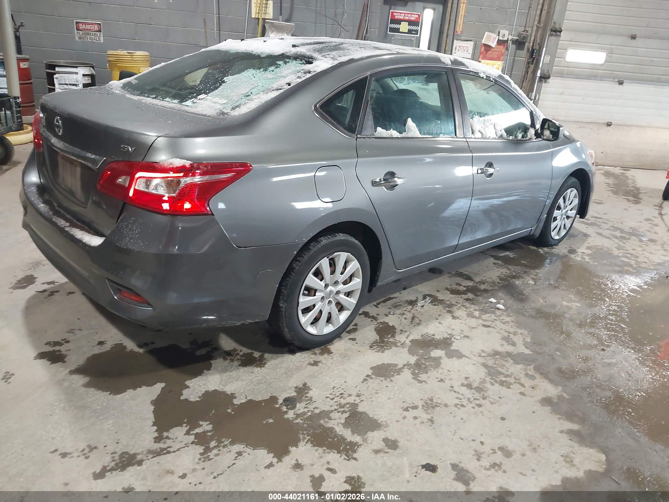 NISSAN SENTRA image 4