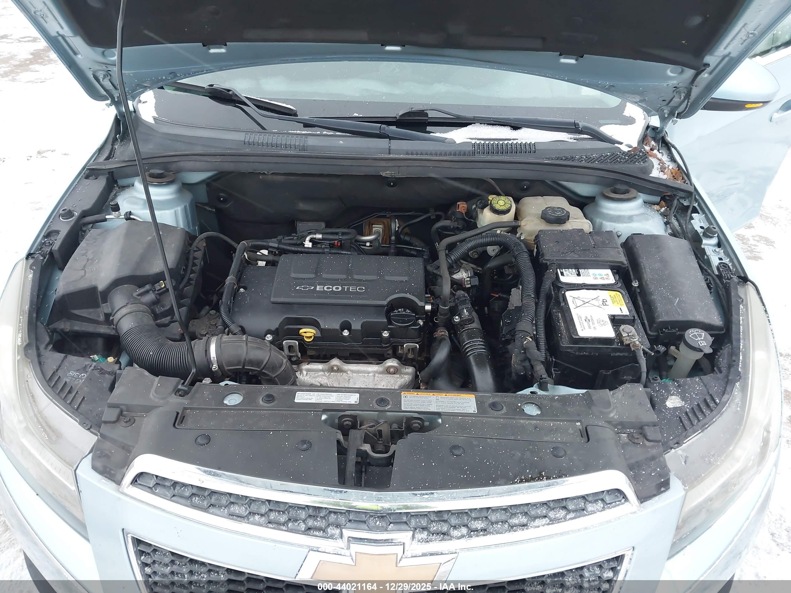 CHEVROLET CRUZE image 10