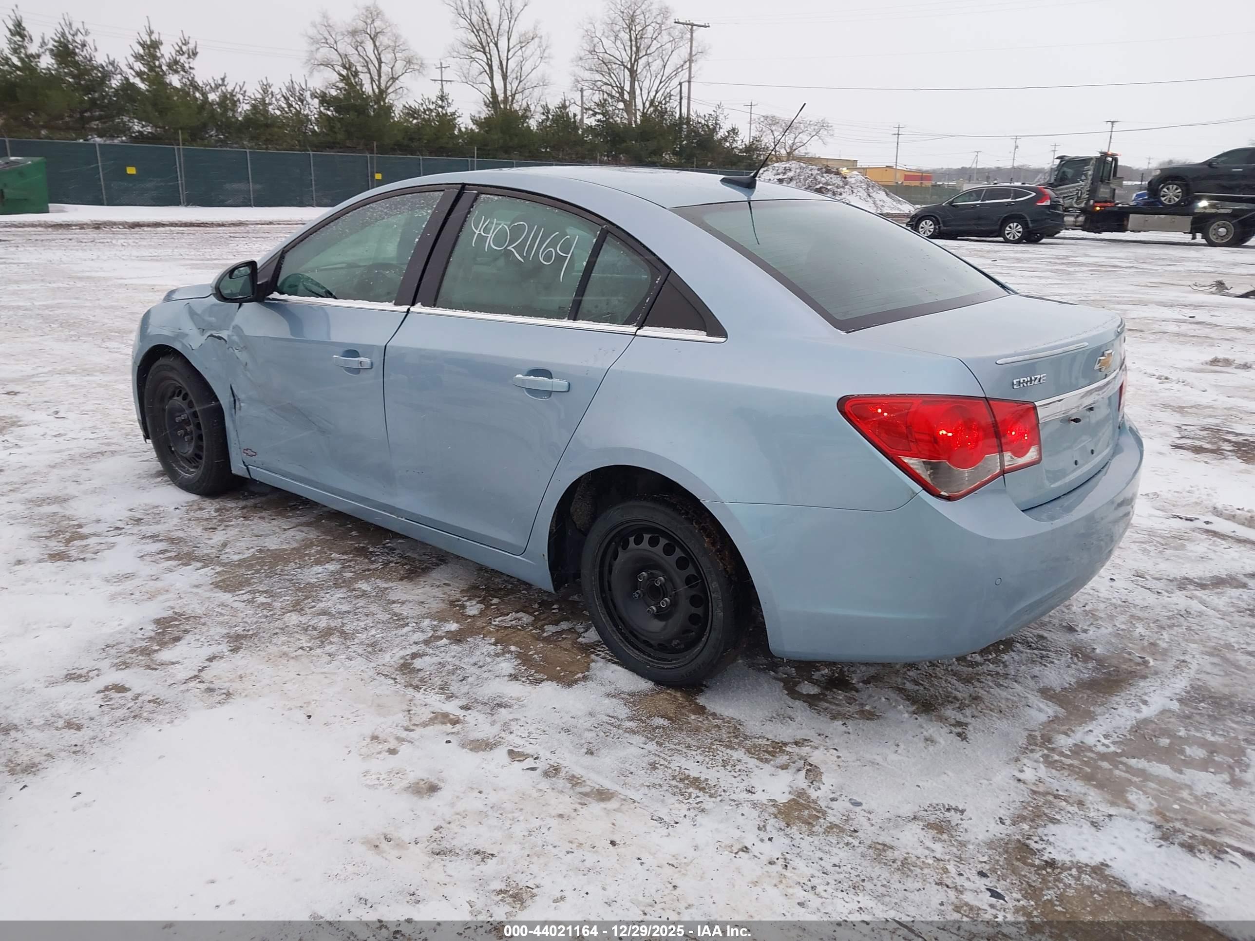 CHEVROLET CRUZE image 3