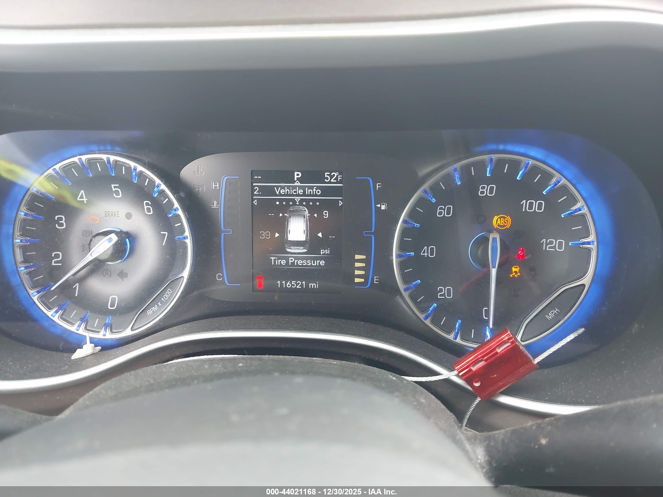 CHRYSLER PACIFICA image 7