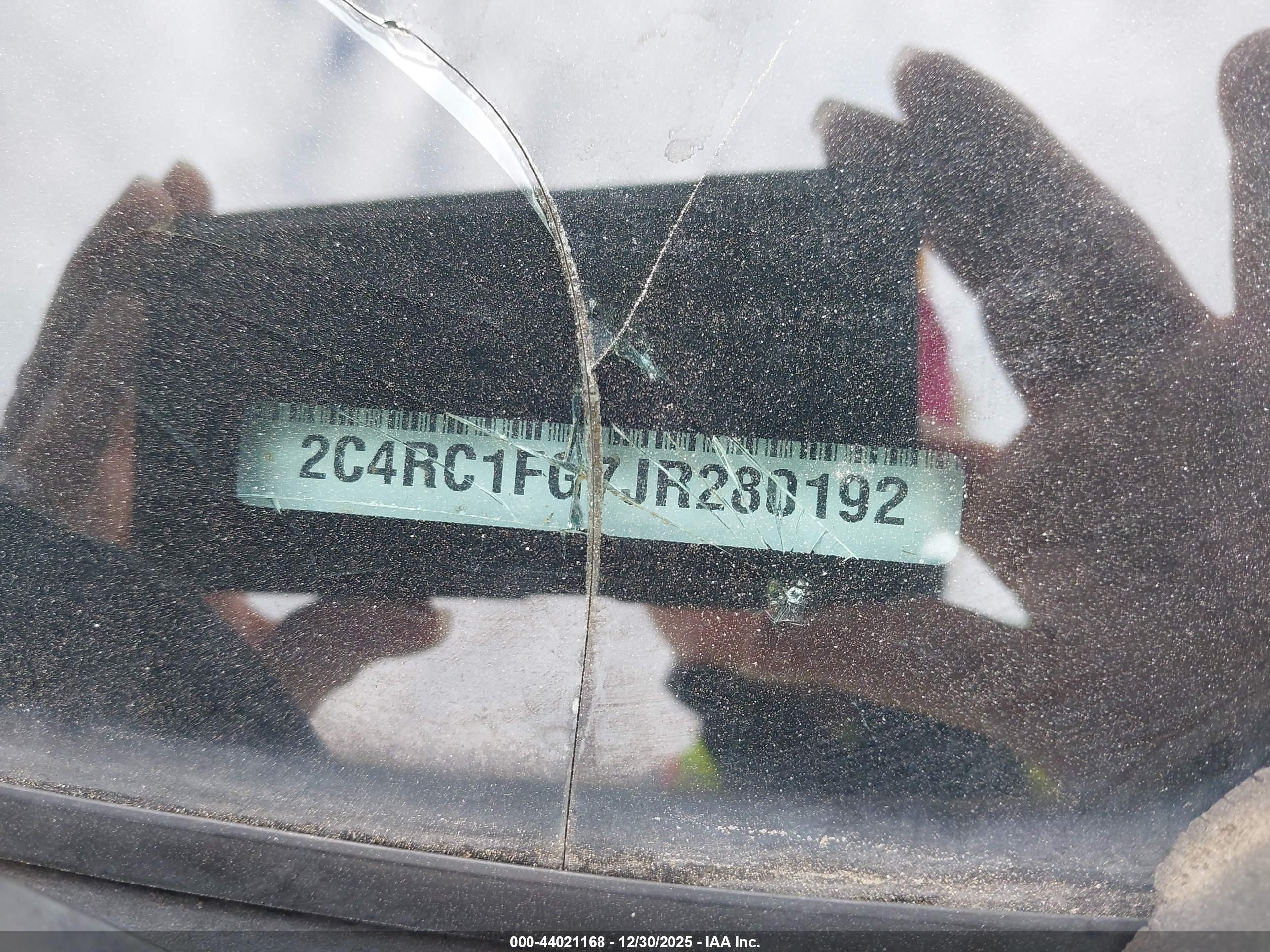CHRYSLER PACIFICA image 9