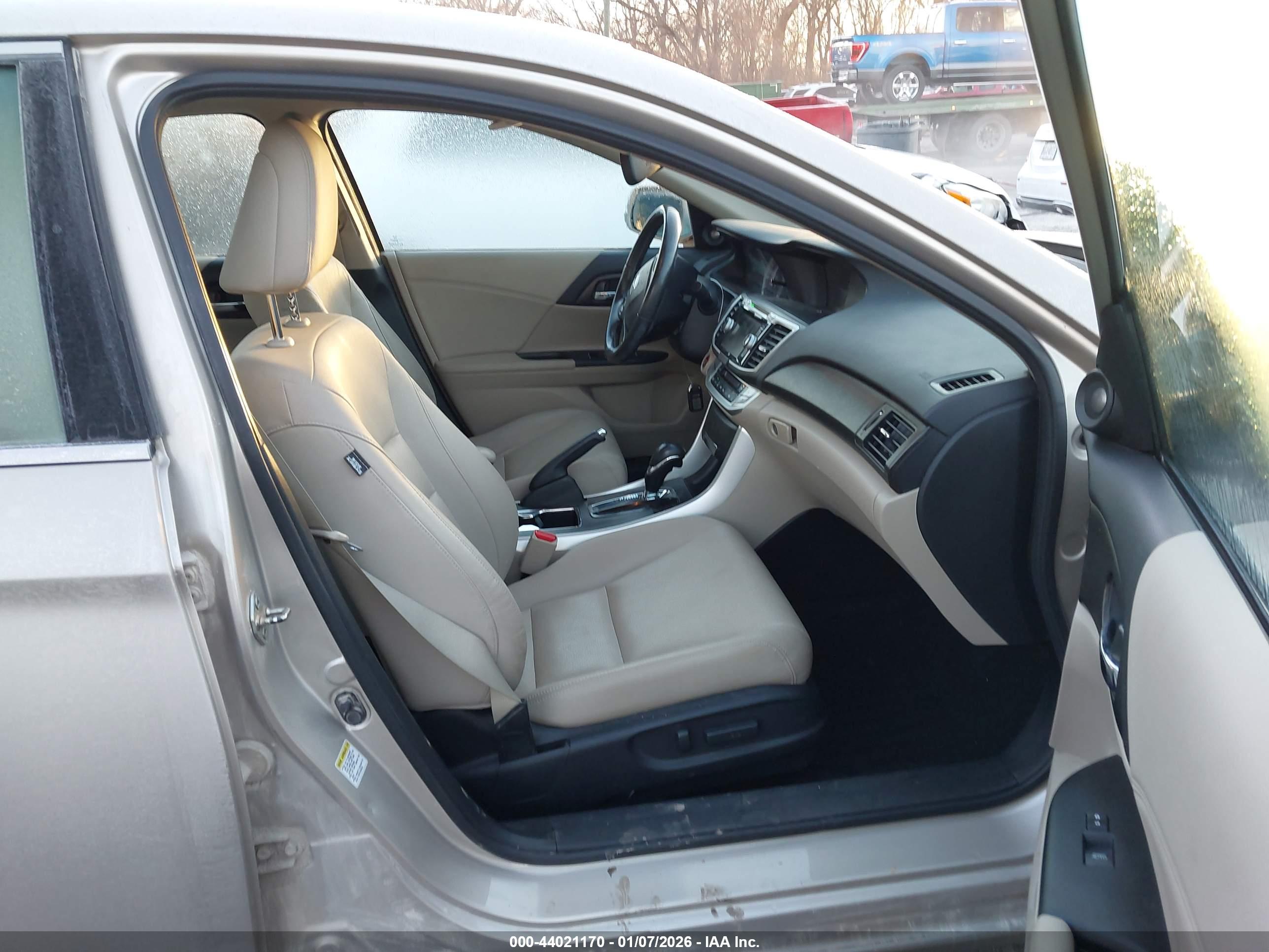 HONDA ACCORD image 5