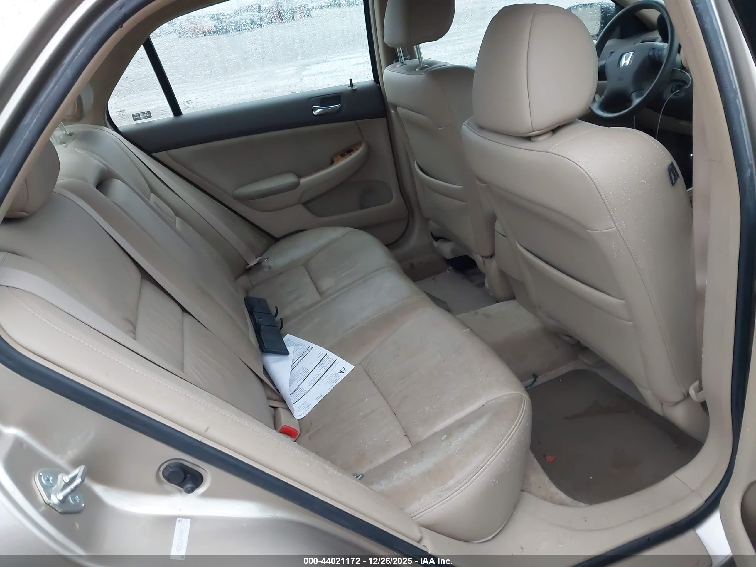 HONDA ACCORD image 8