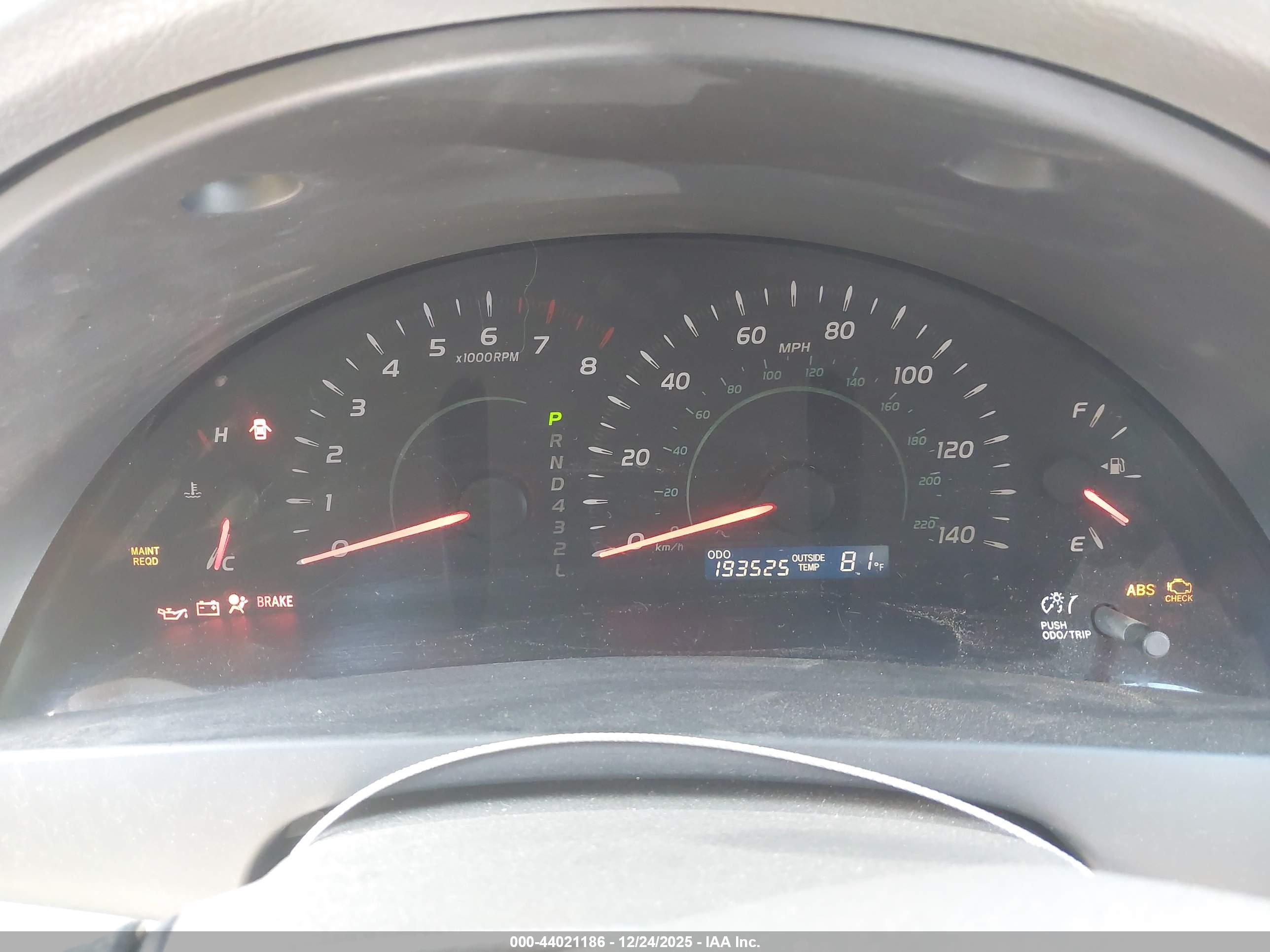 TOYOTA CAMRY image 7