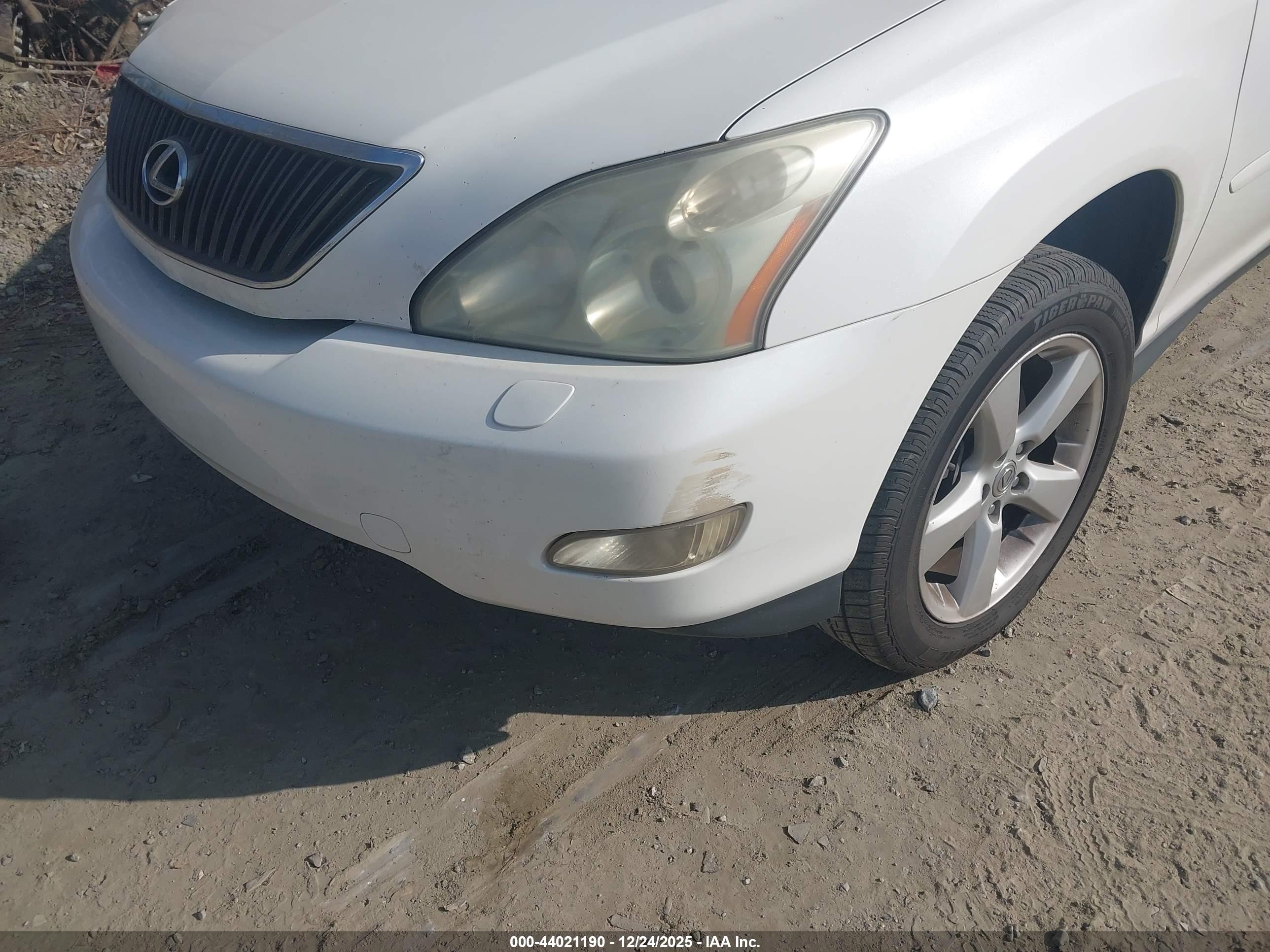 LEXUS RX image 6