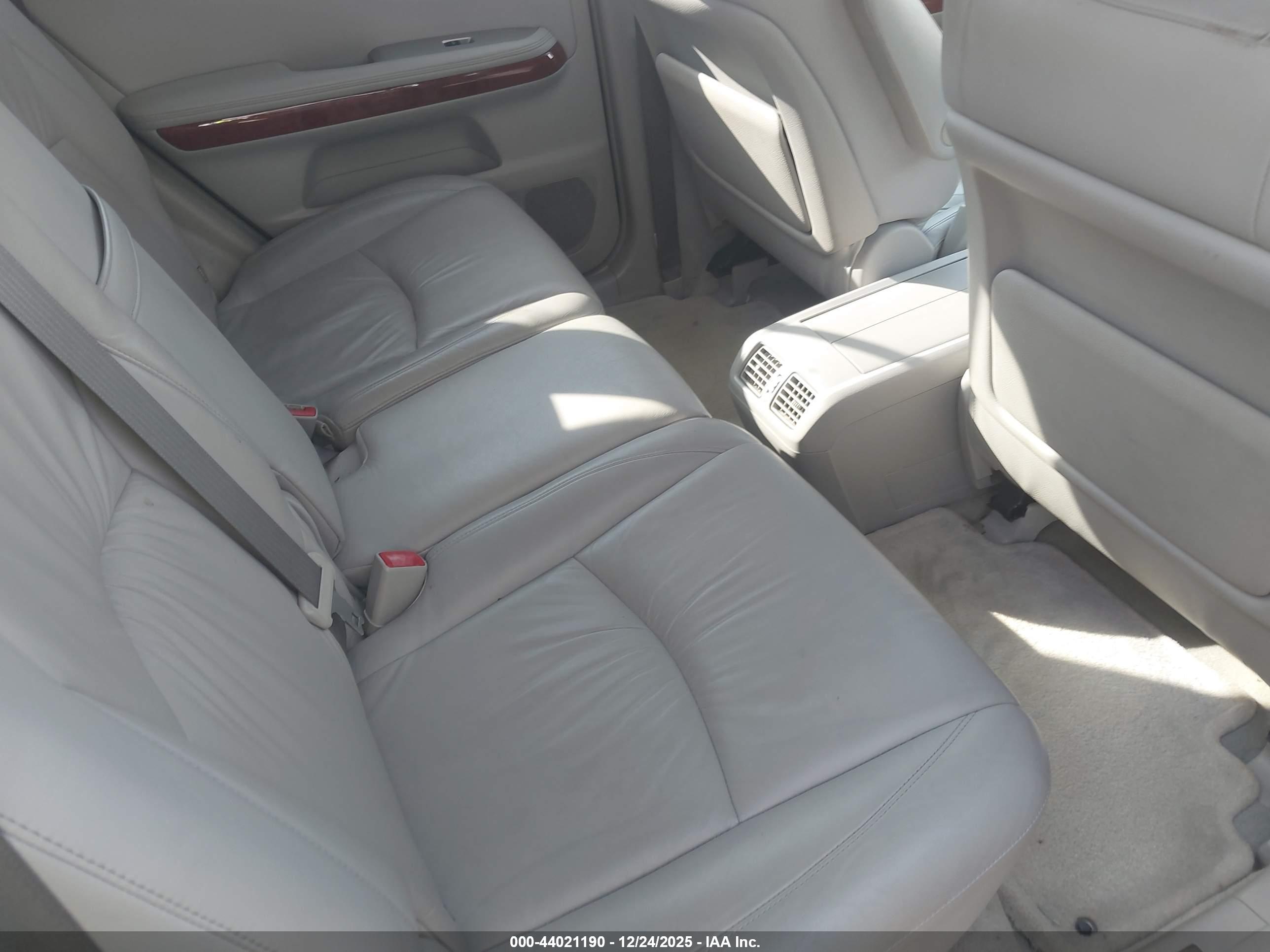 LEXUS RX image 8