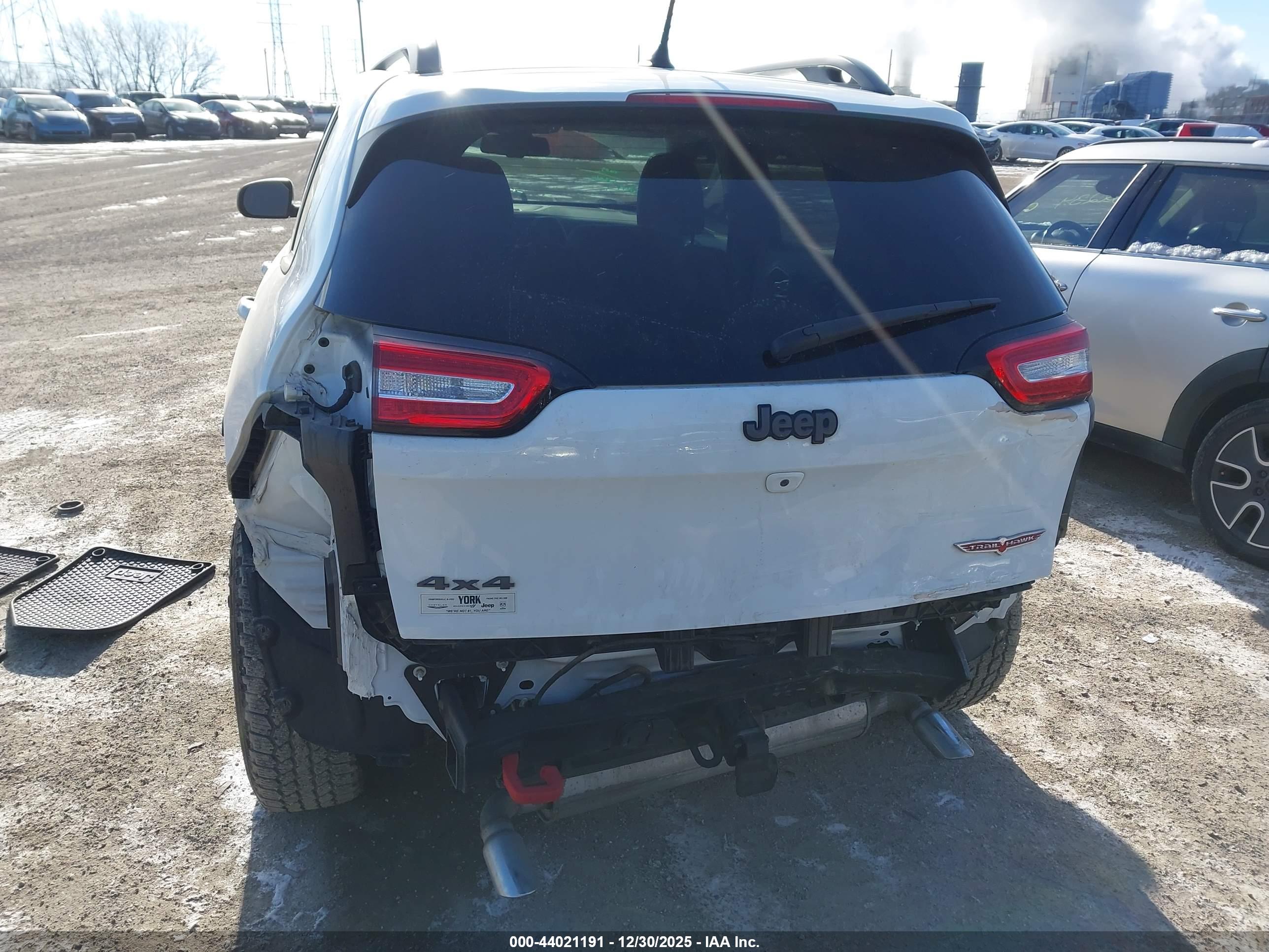JEEP CHEROKEE image 6