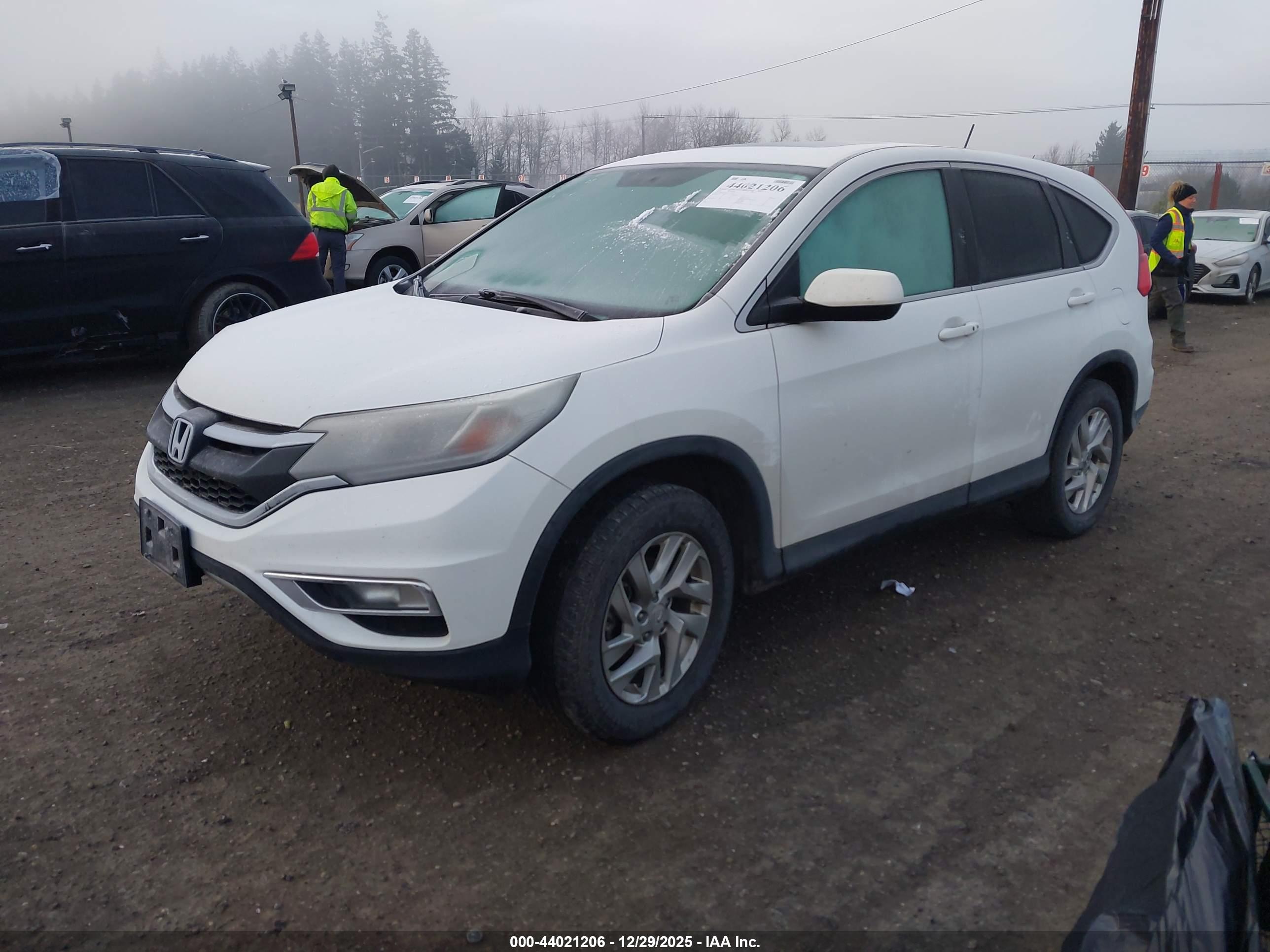 HONDA CR-V image 2