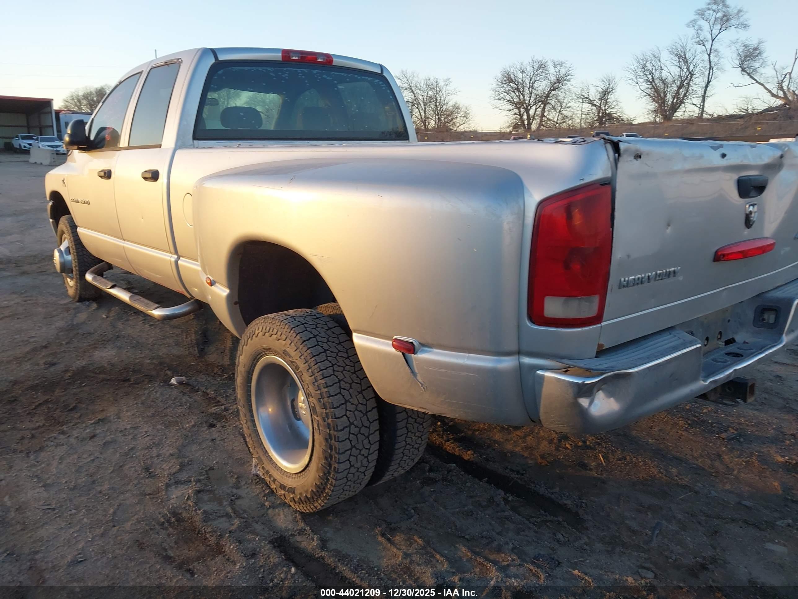 DODGE RAM image 3