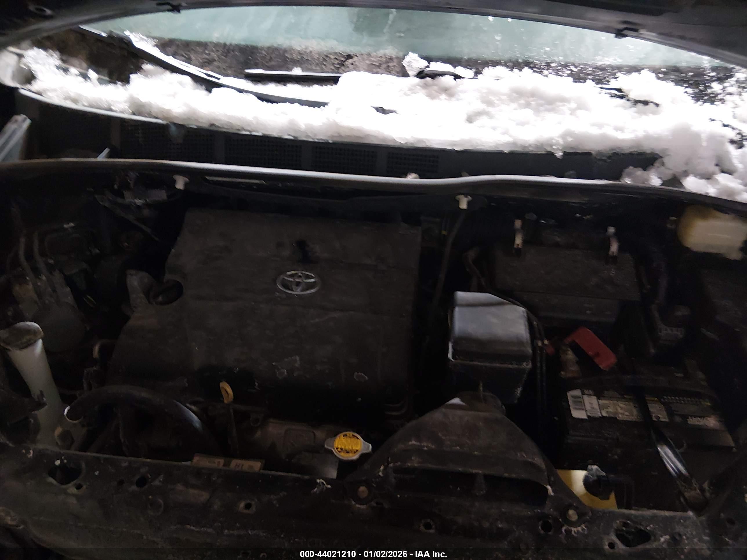 TOYOTA SIENNA image 10