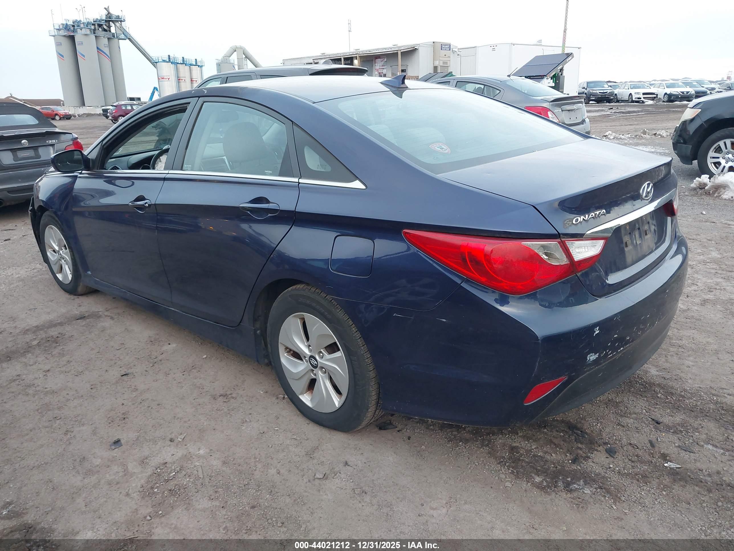 HYUNDAI SONATA image 3