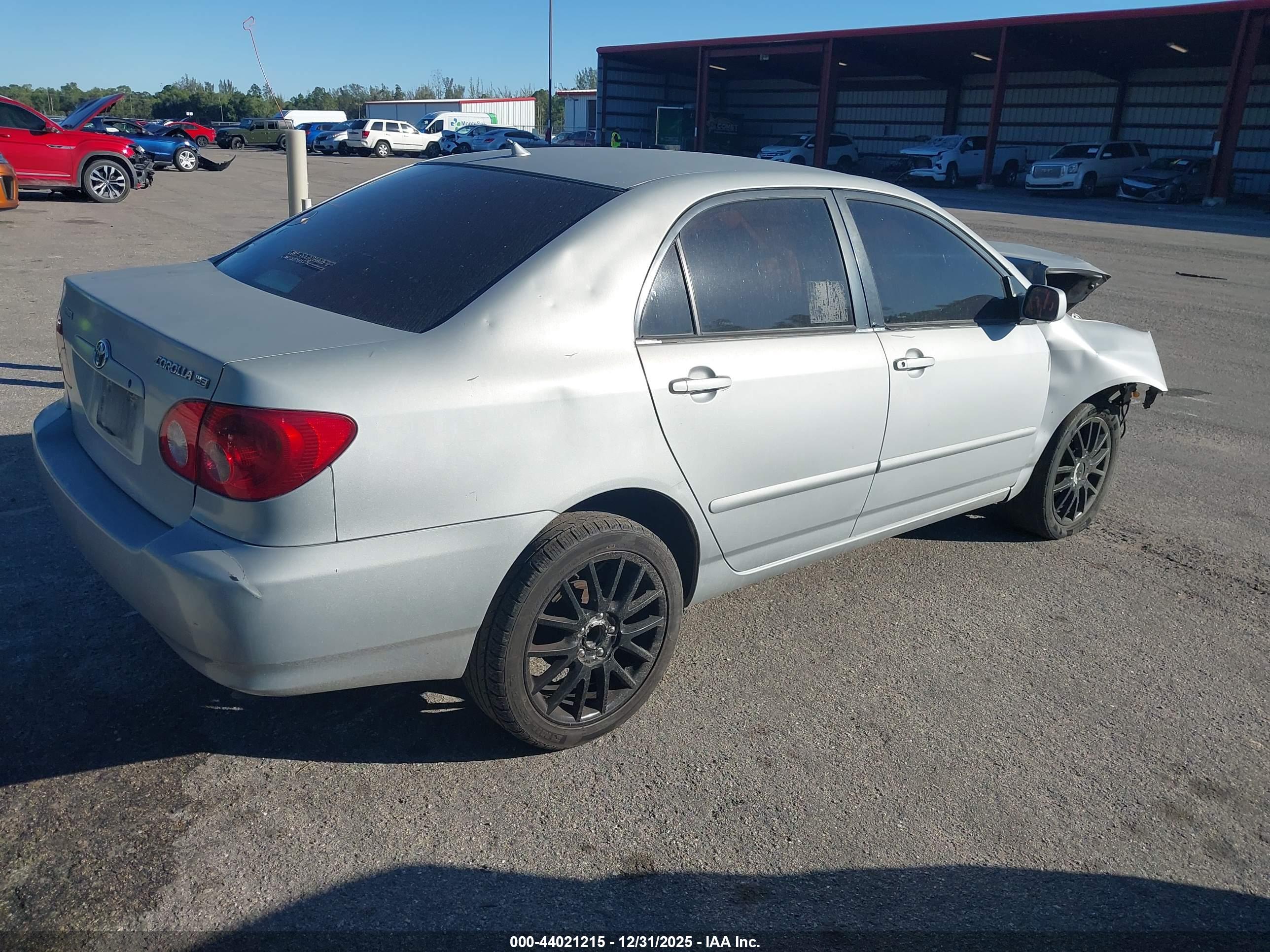 TOYOTA COROLLA image 4