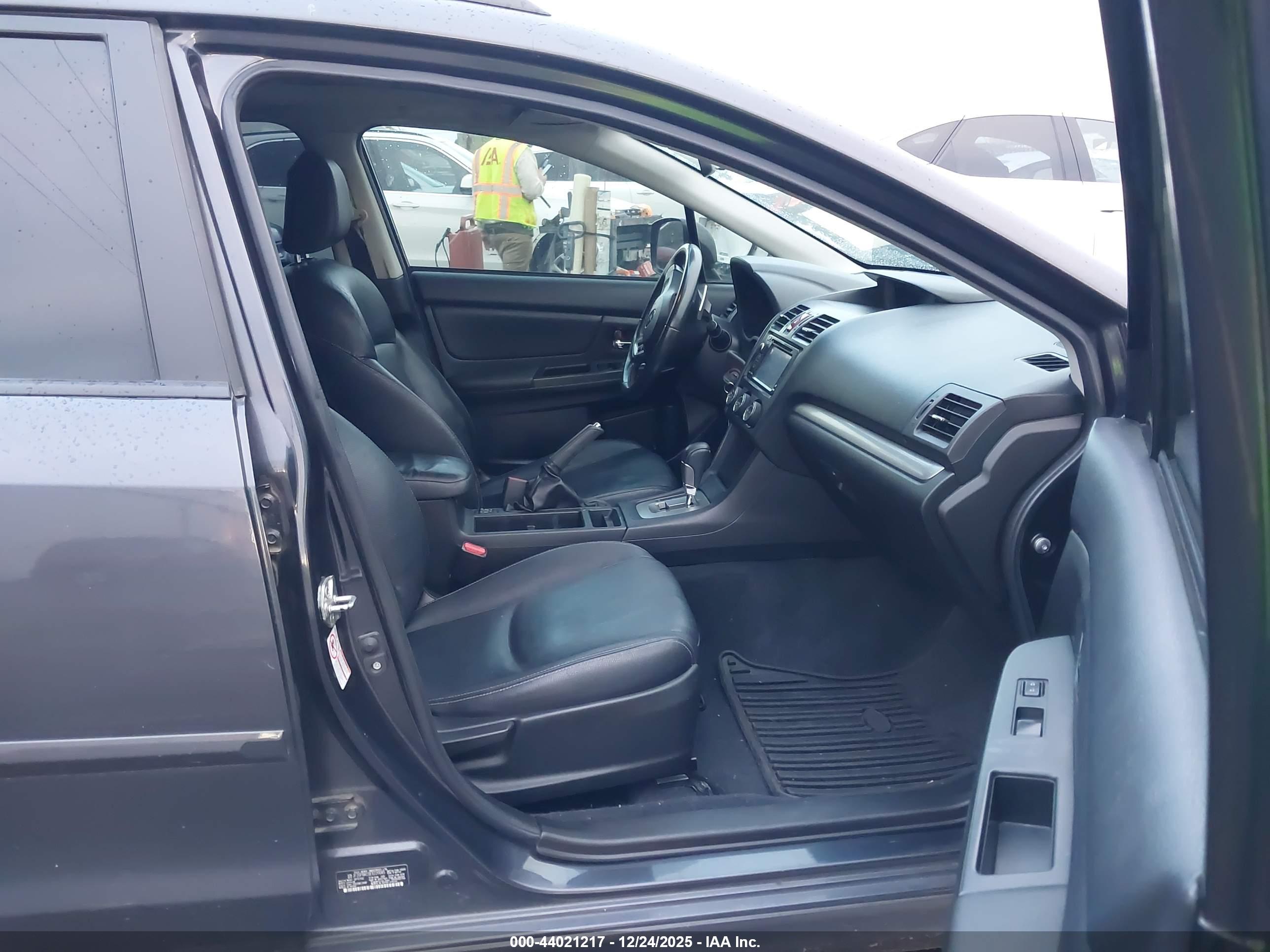 SUBARU XV image 5