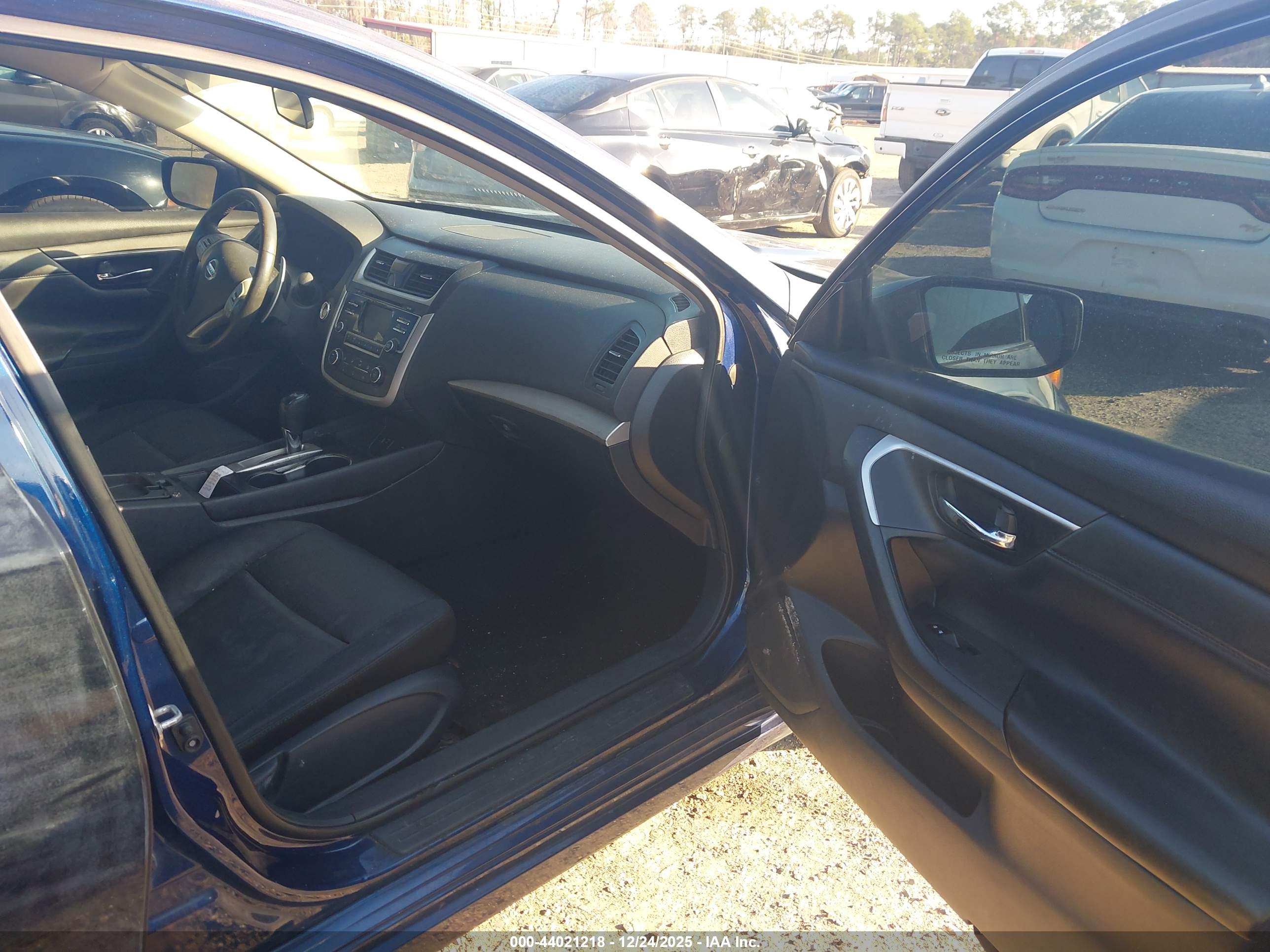 NISSAN ALTIMA image 5