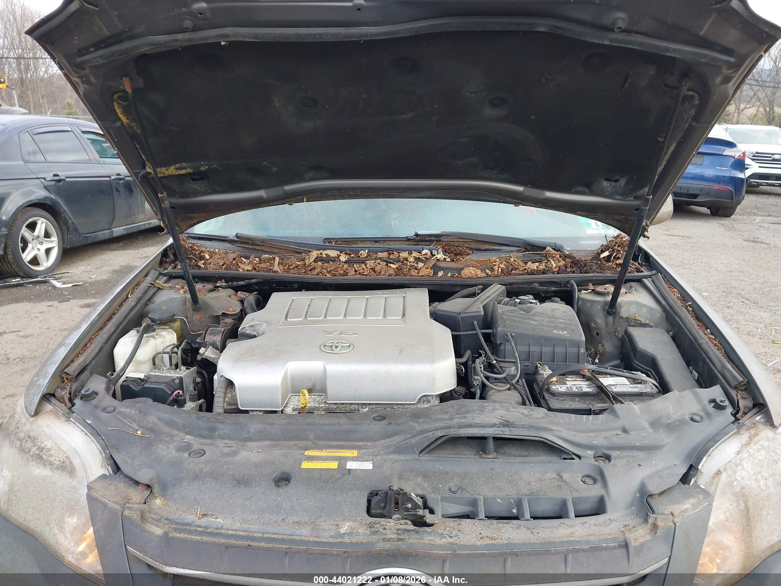 TOYOTA AVALON image 10
