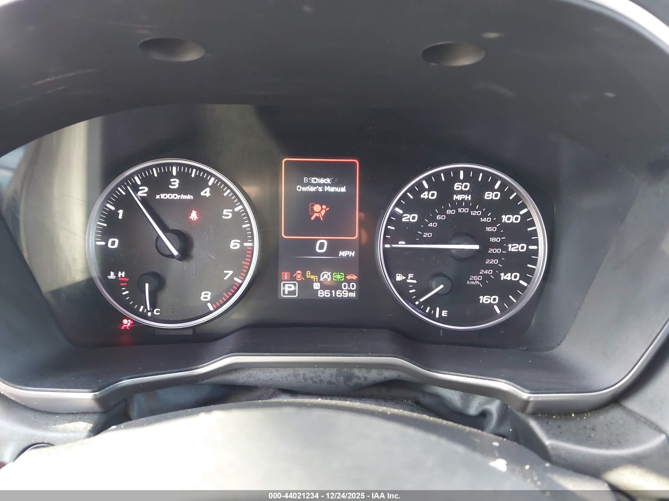 SUBARU OUTBACK image 7