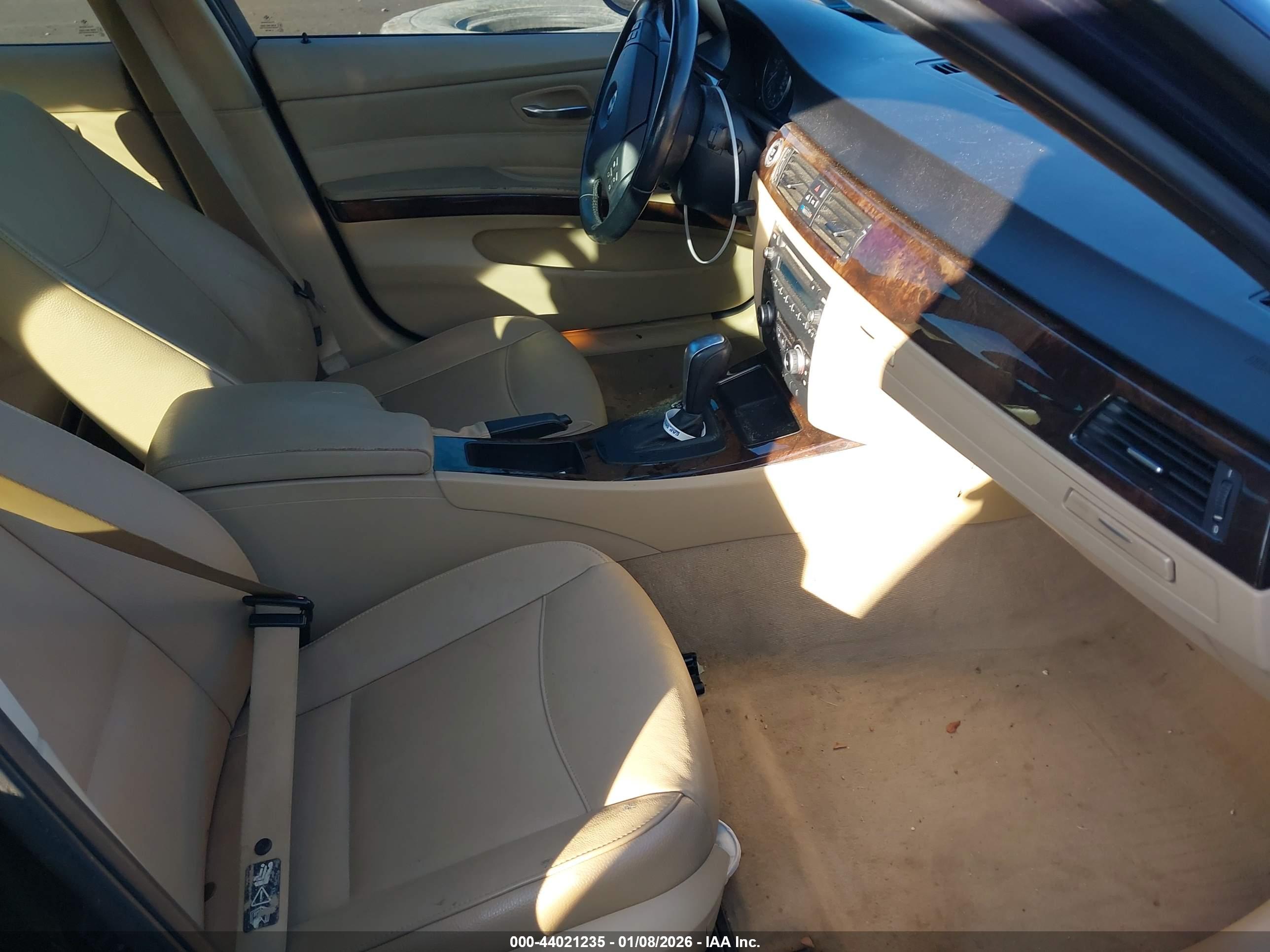 BMW 328I image 5
