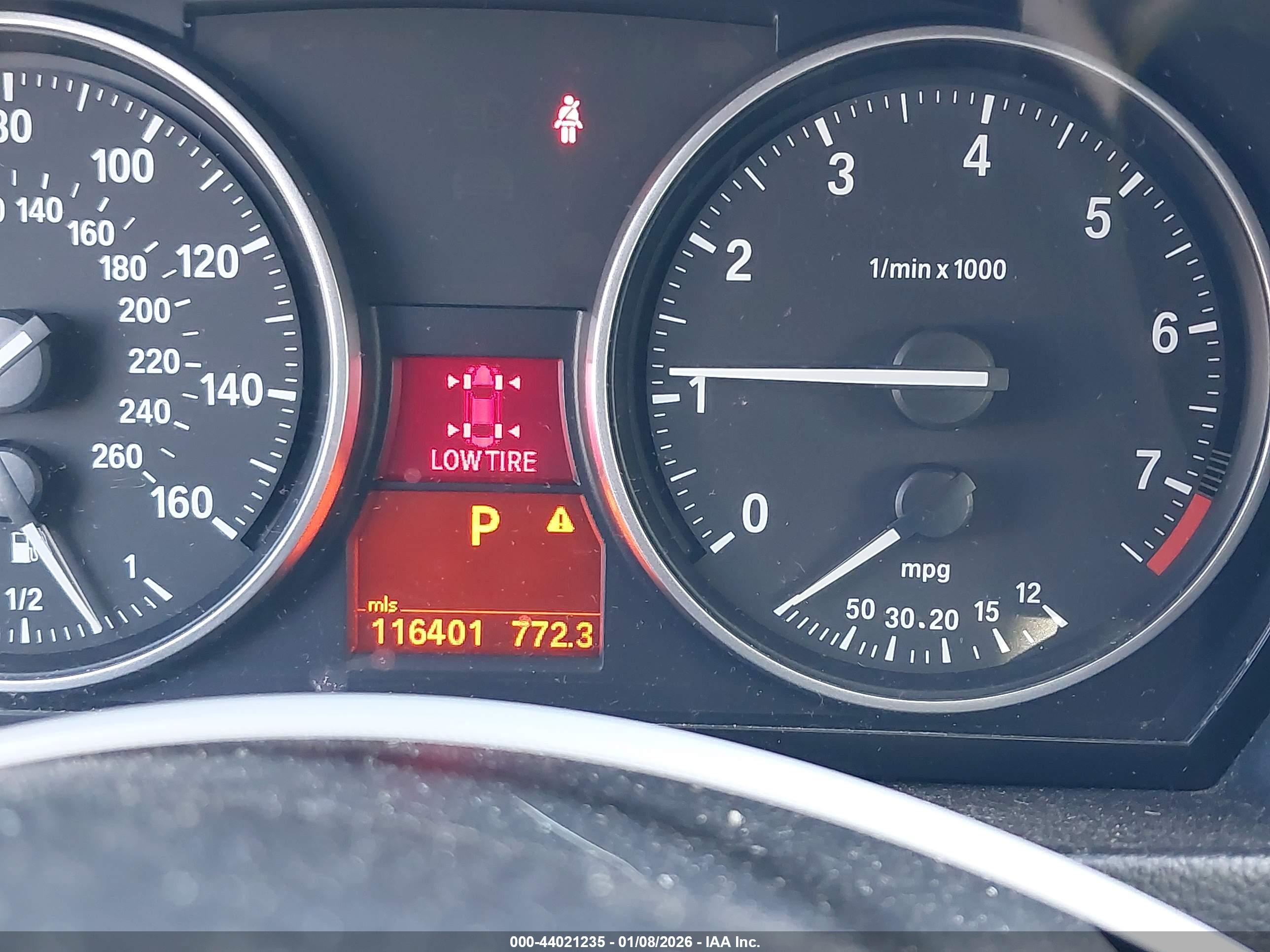 BMW 328I image 7