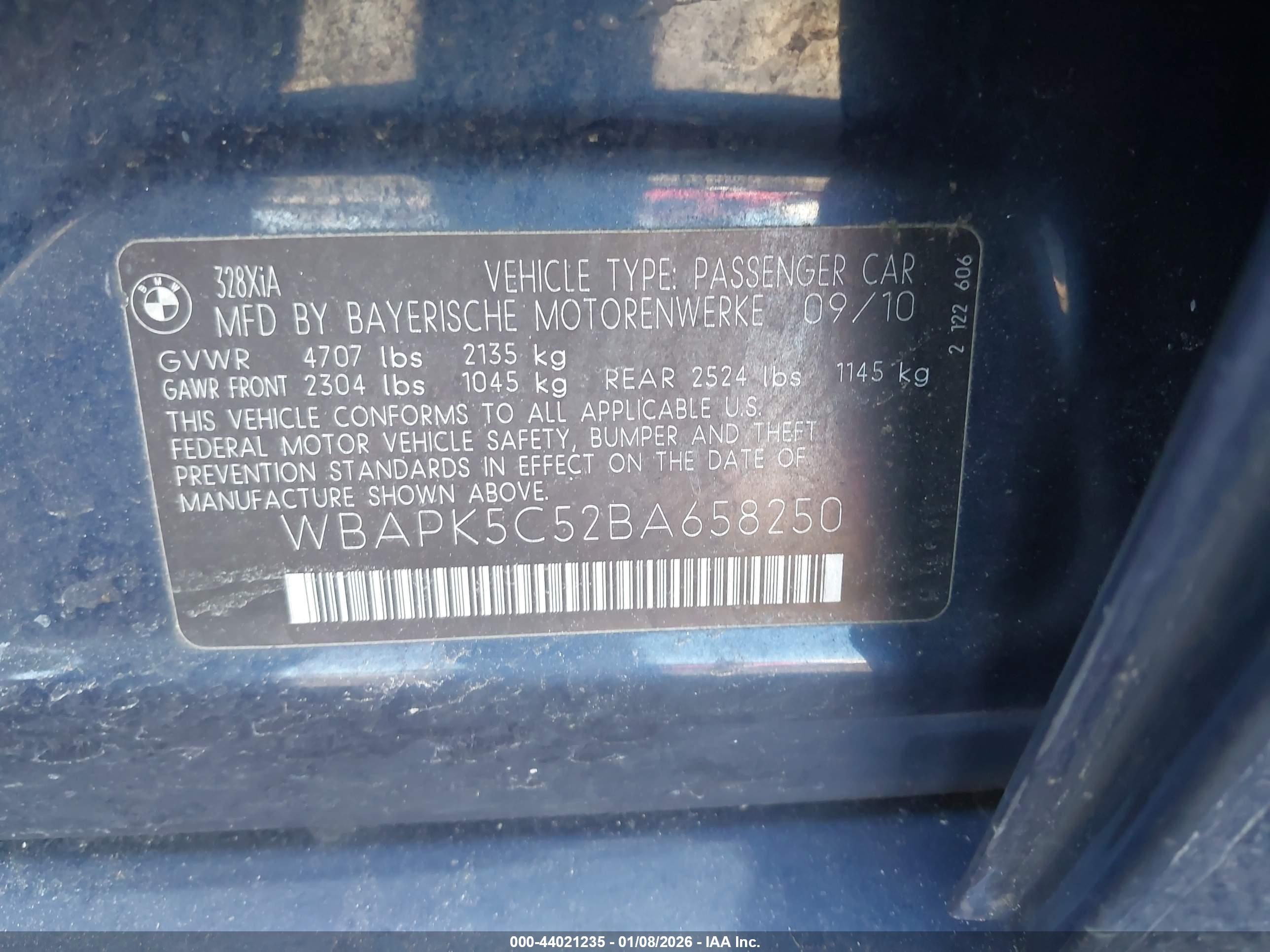 BMW 328I image 9