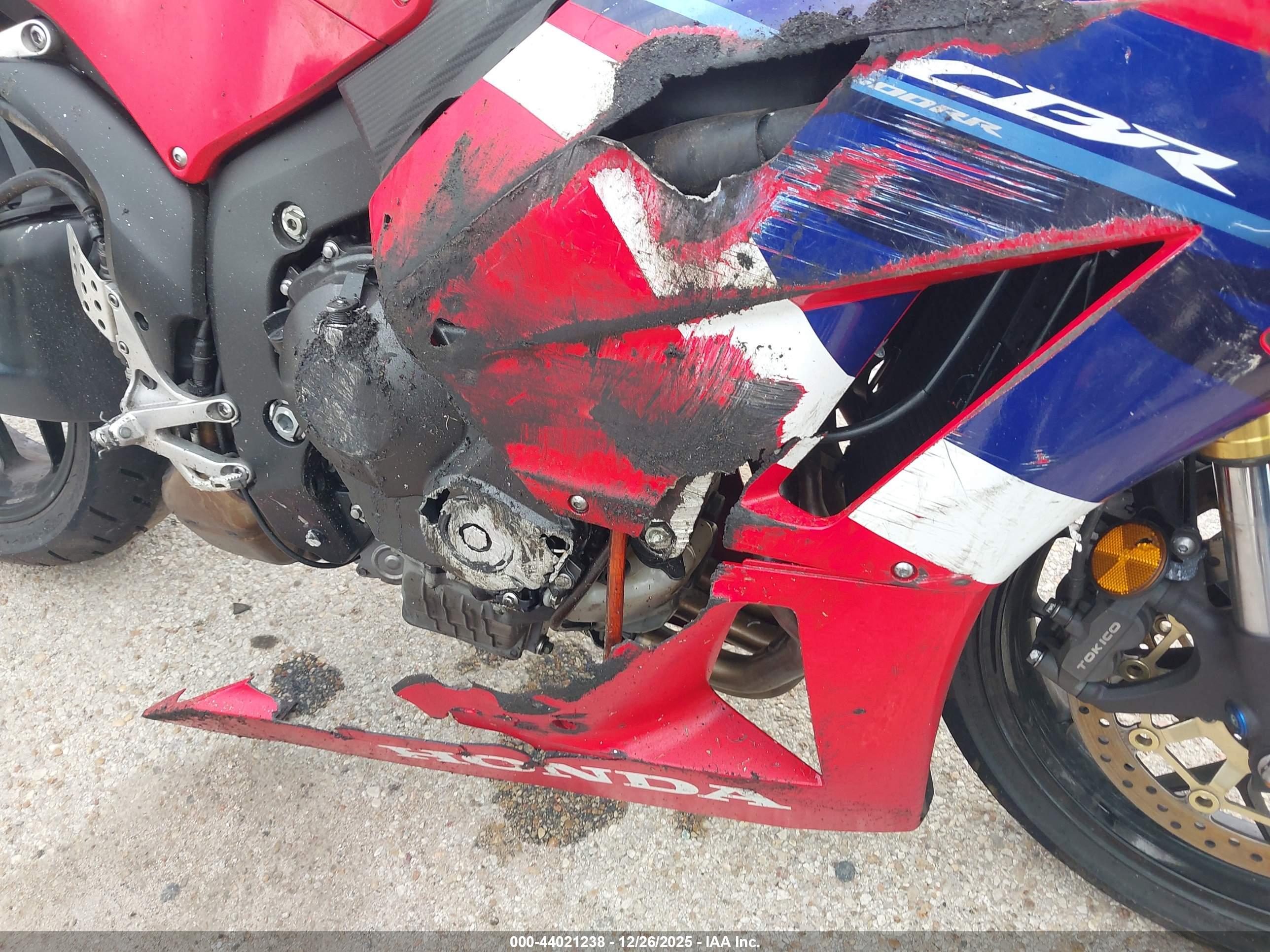 HONDA CBR600 image 8
