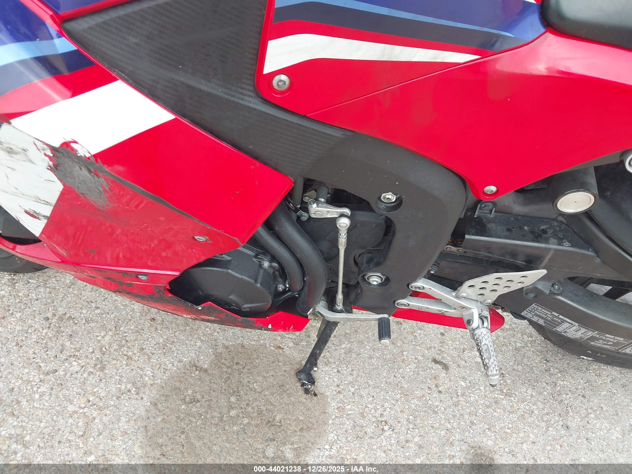HONDA CBR600 image 9