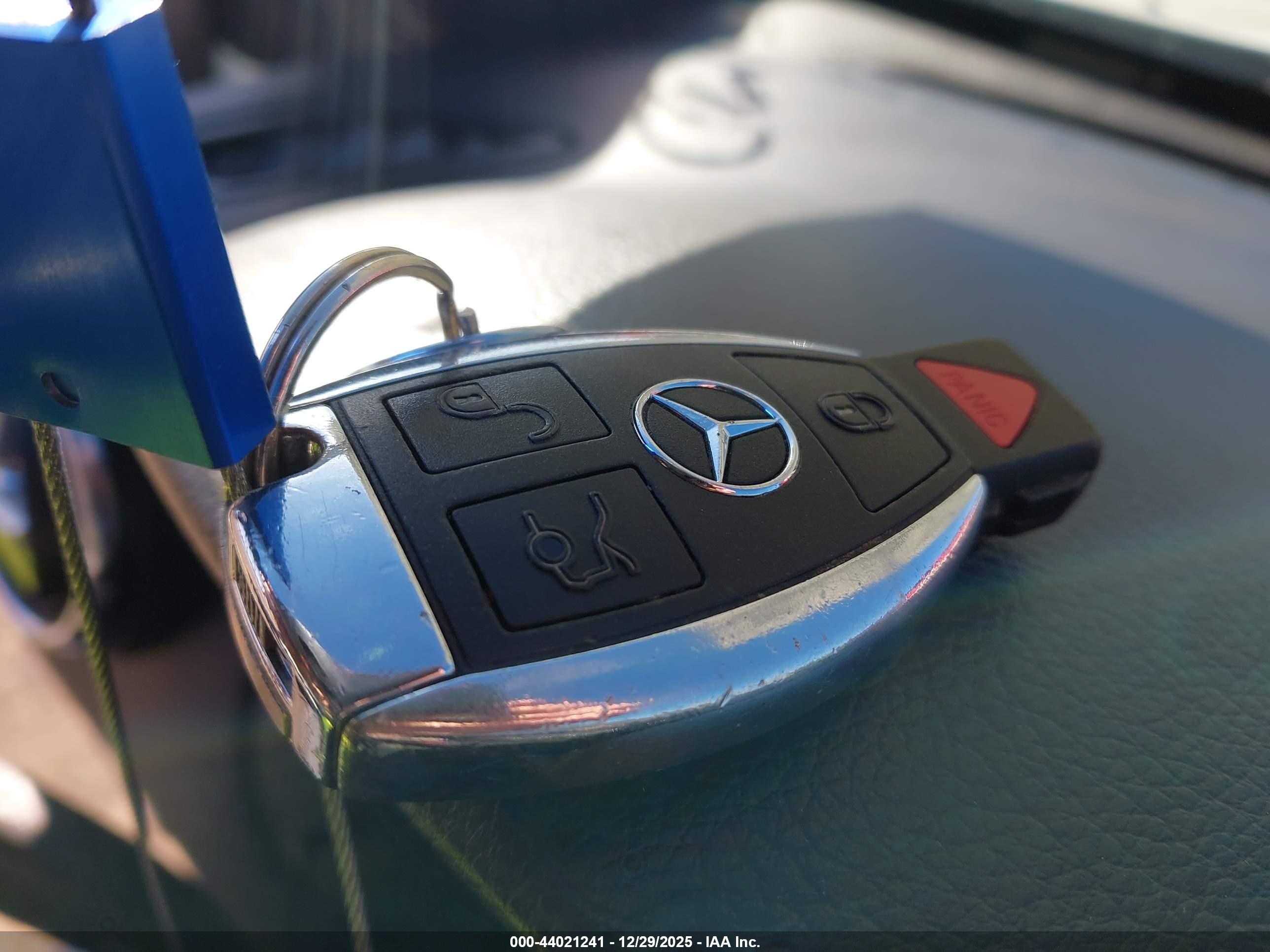 MERCEDES-BENZ CLA image 11