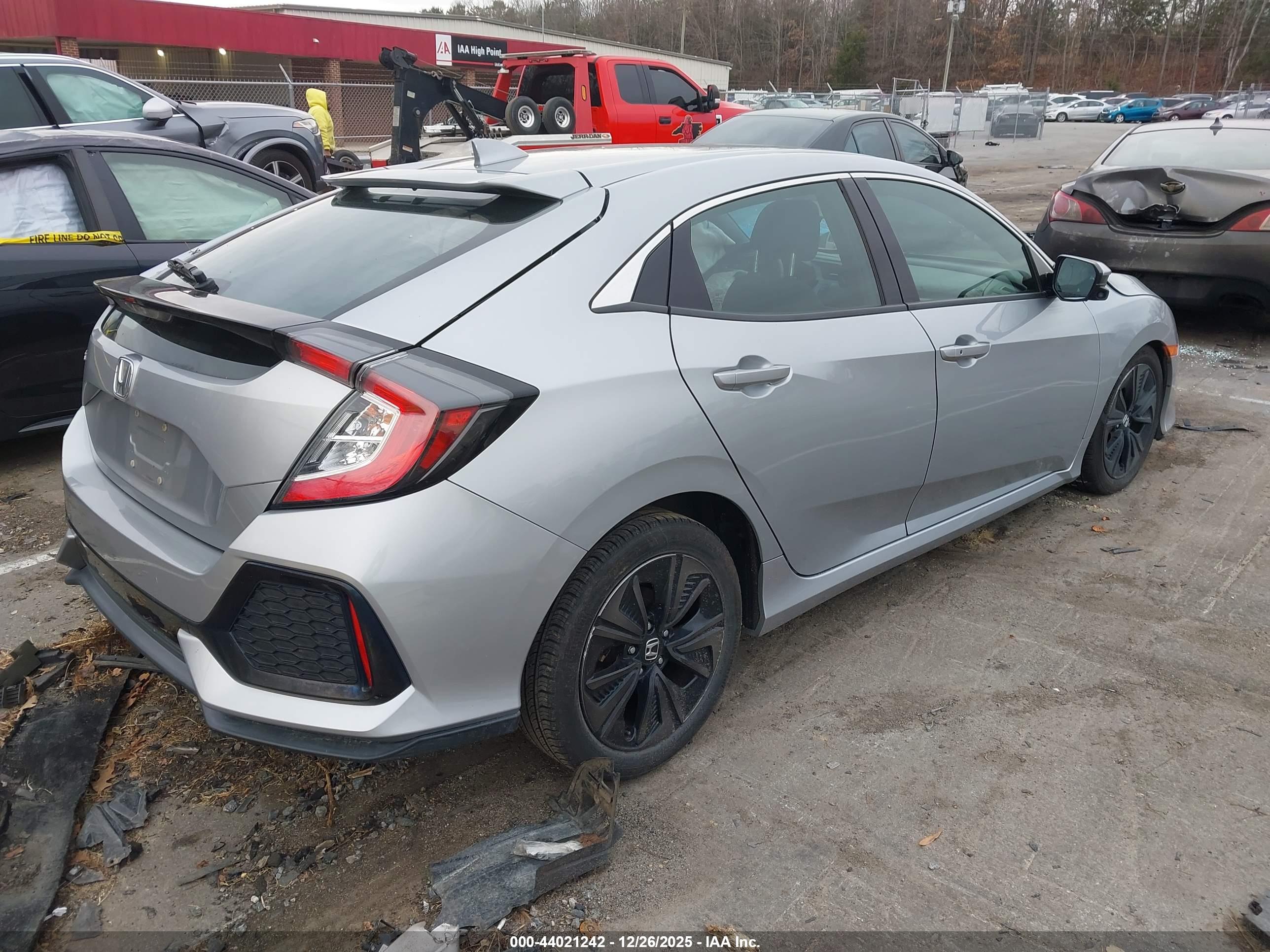 HONDA CIVIC image 4