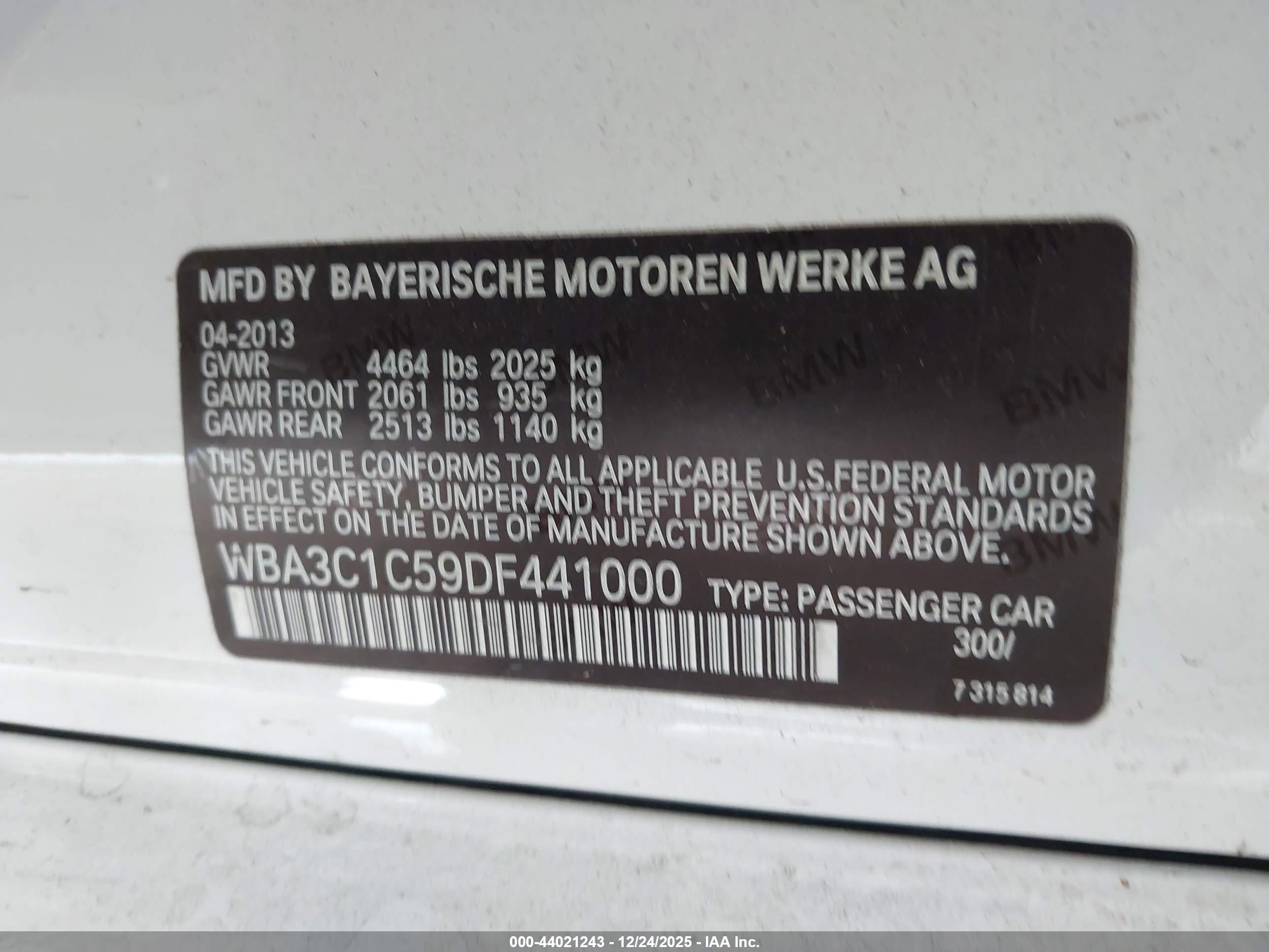 BMW 328I image 9