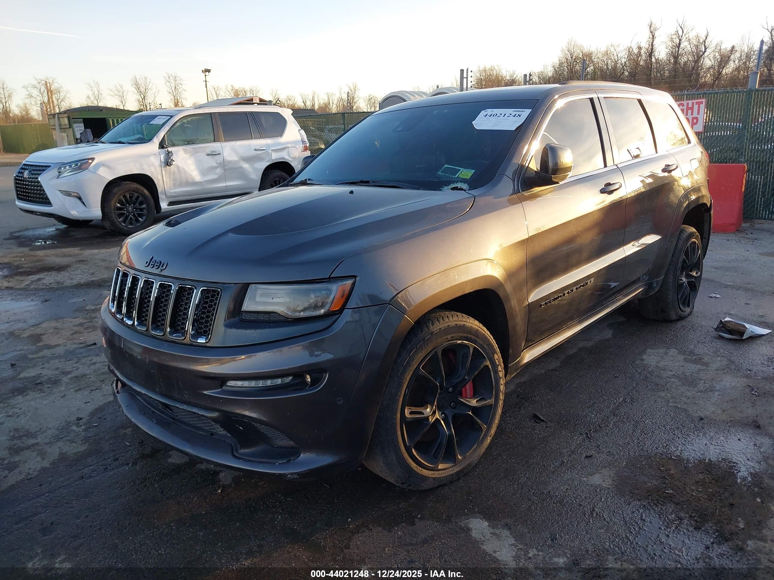 JEEP GRAND image 2