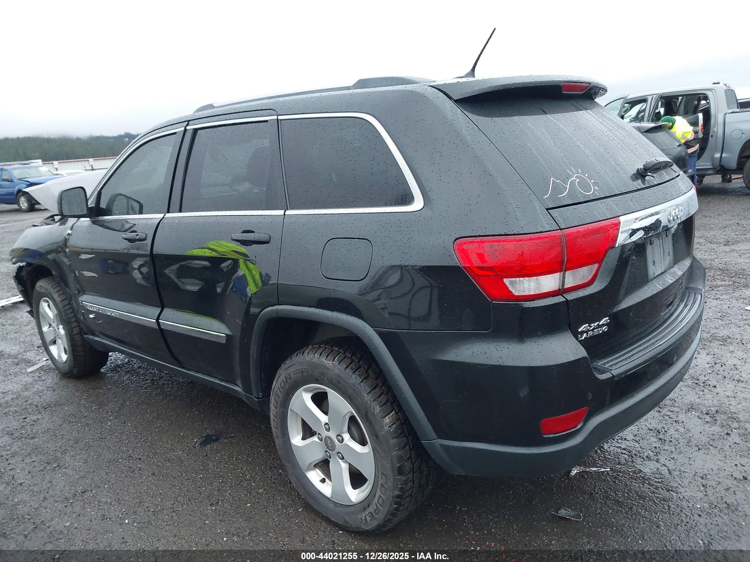 JEEP GRAND image 3