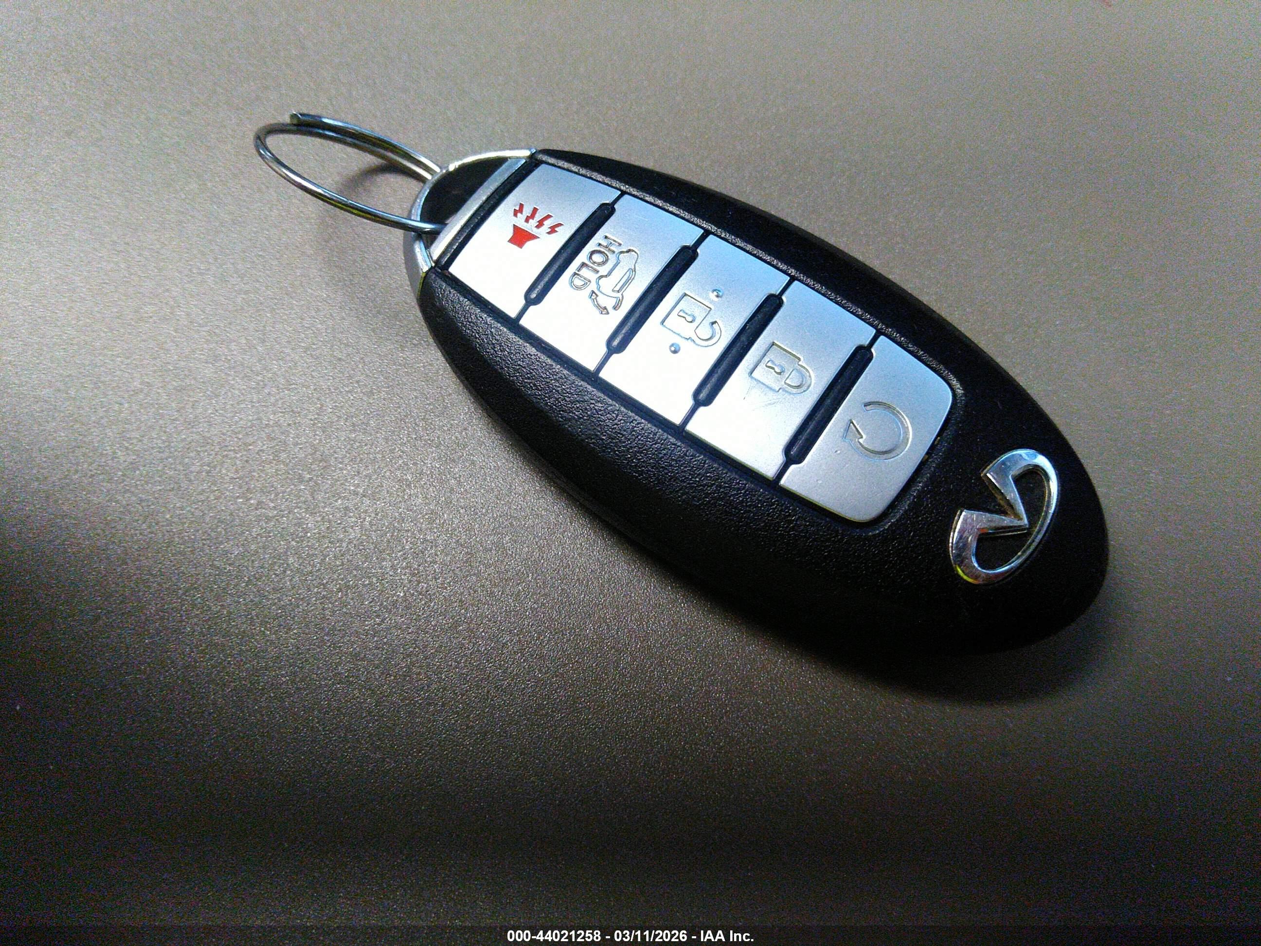 INFINITI G37X image 11