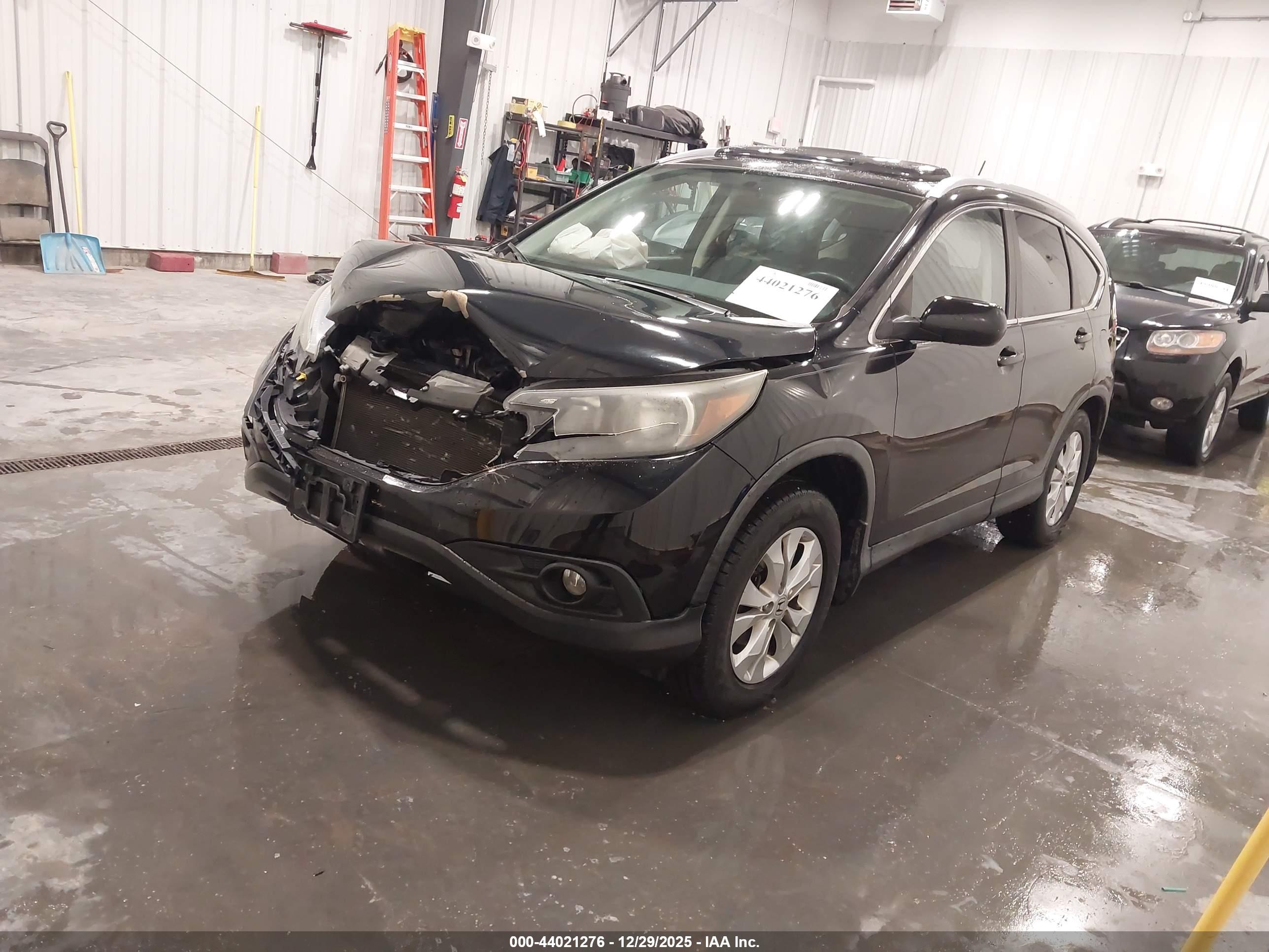 HONDA CR-V image 2