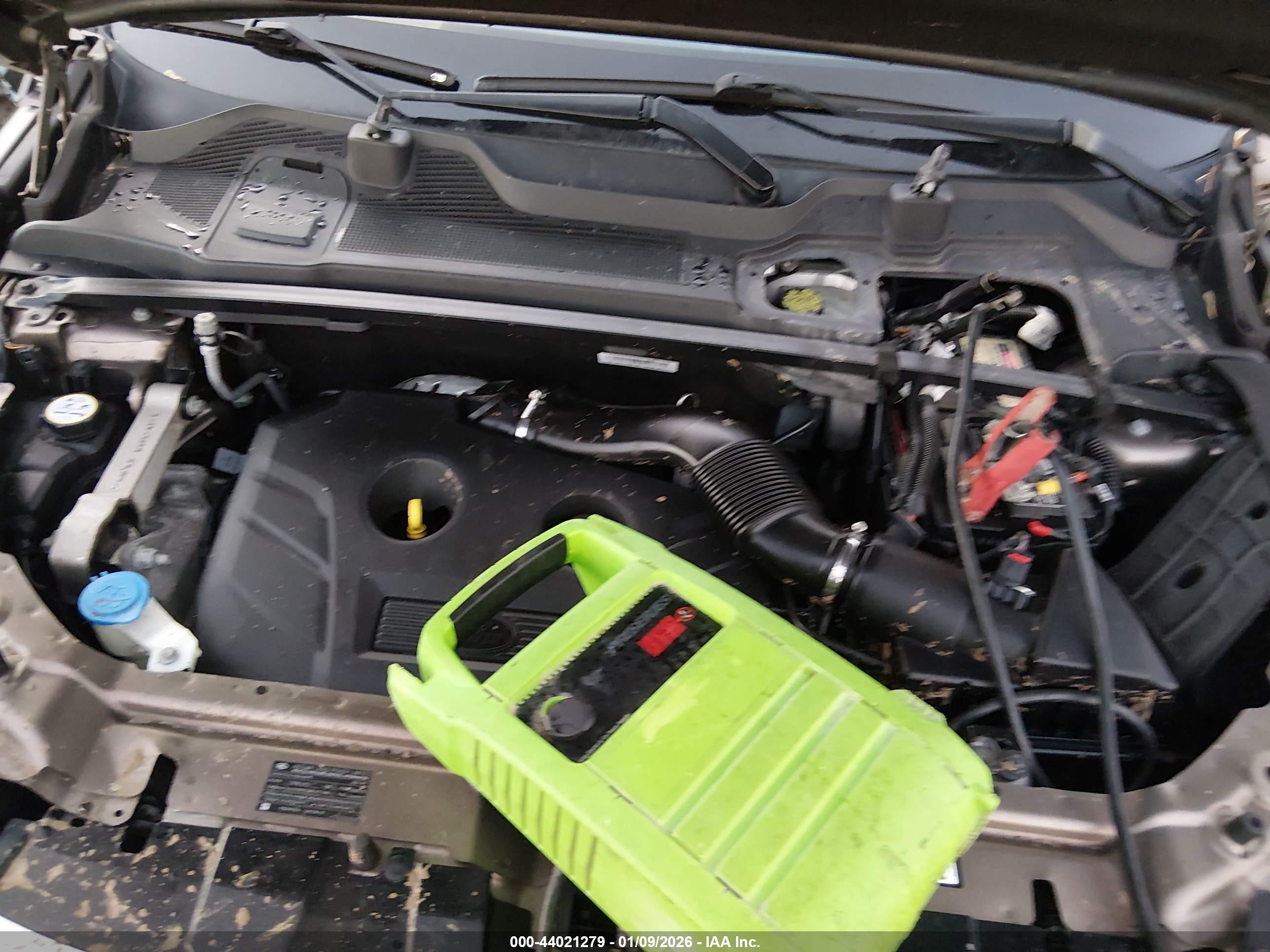 LAND ROVER image 10