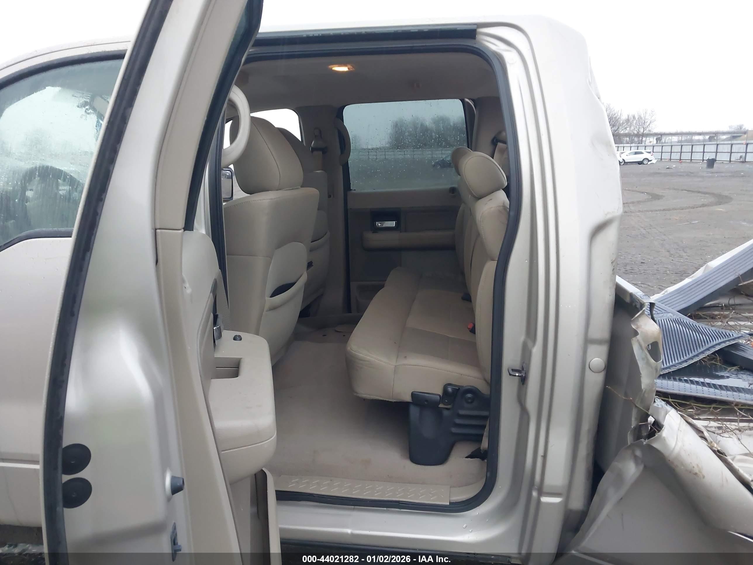 FORD F-150 image 8