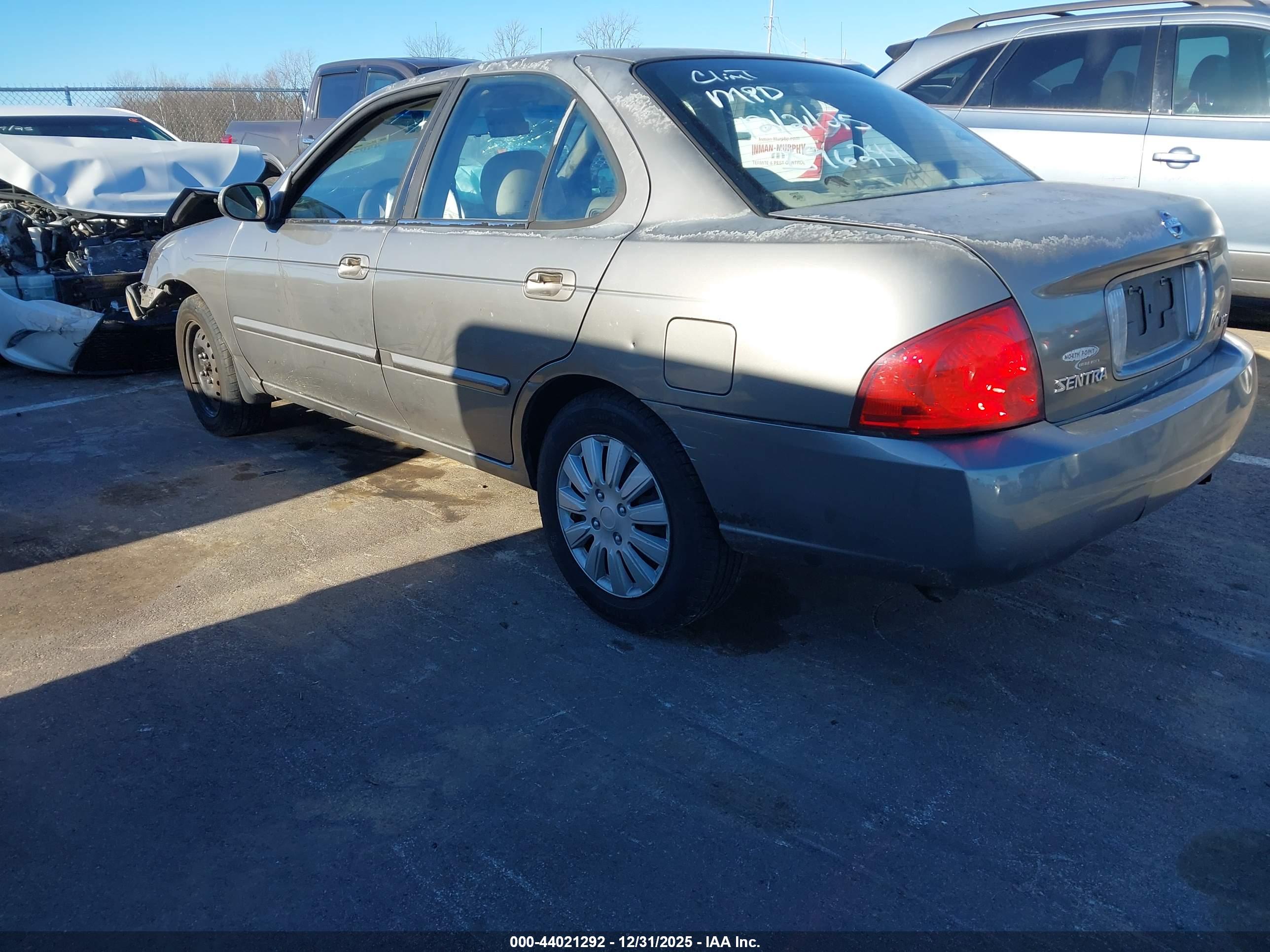NISSAN SENTRA image 3