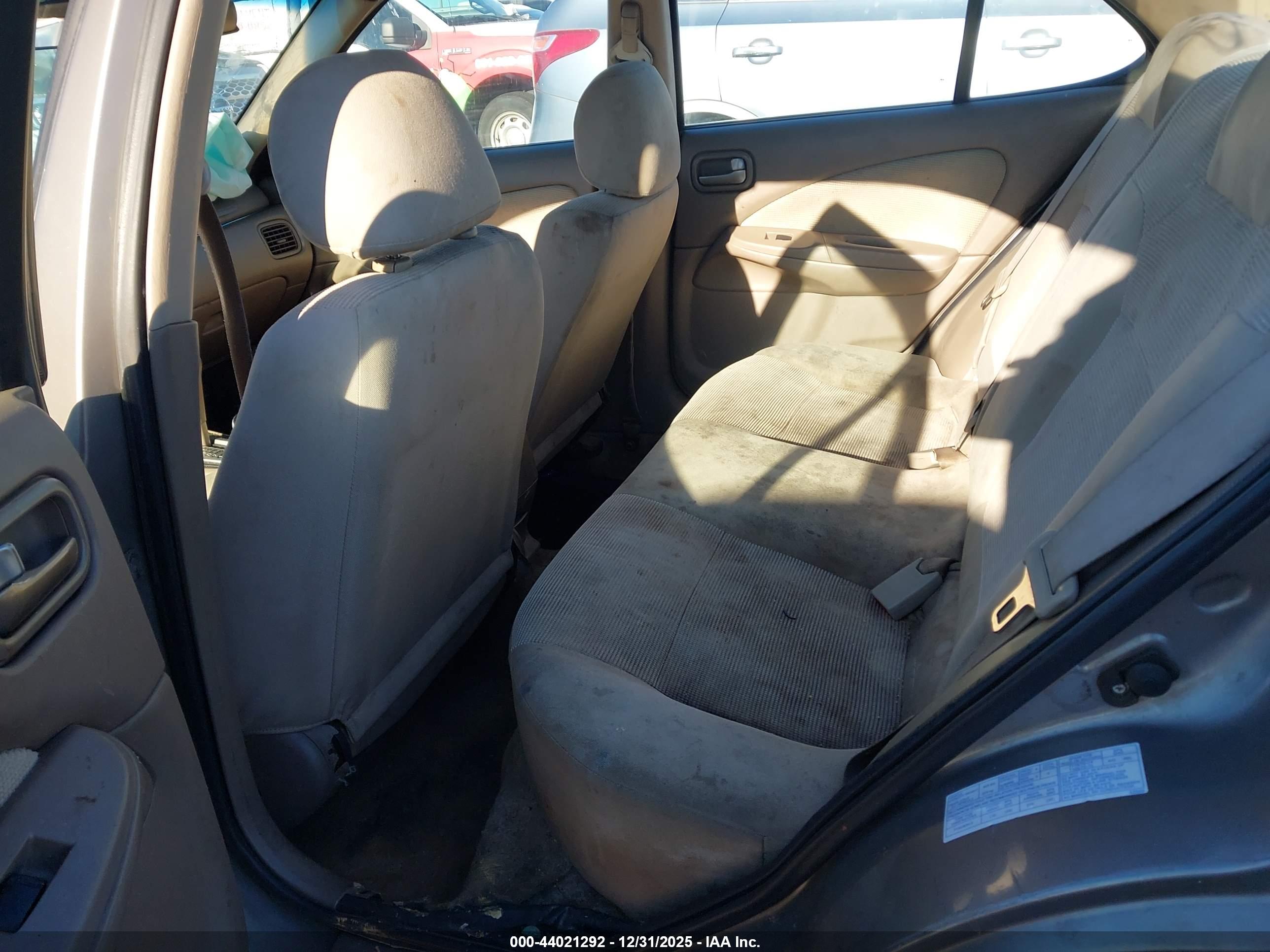 NISSAN SENTRA image 8