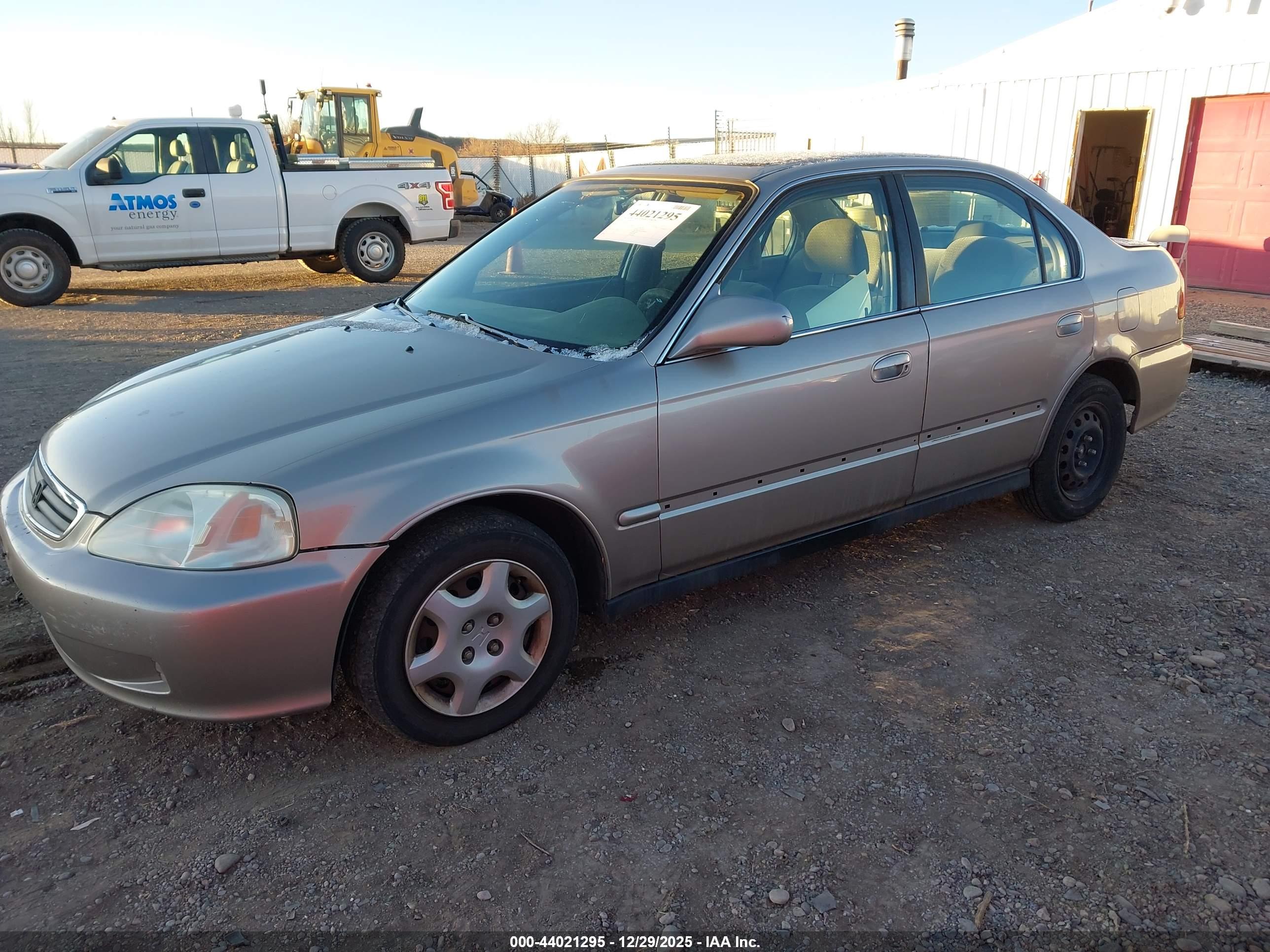 HONDA CIVIC image 2