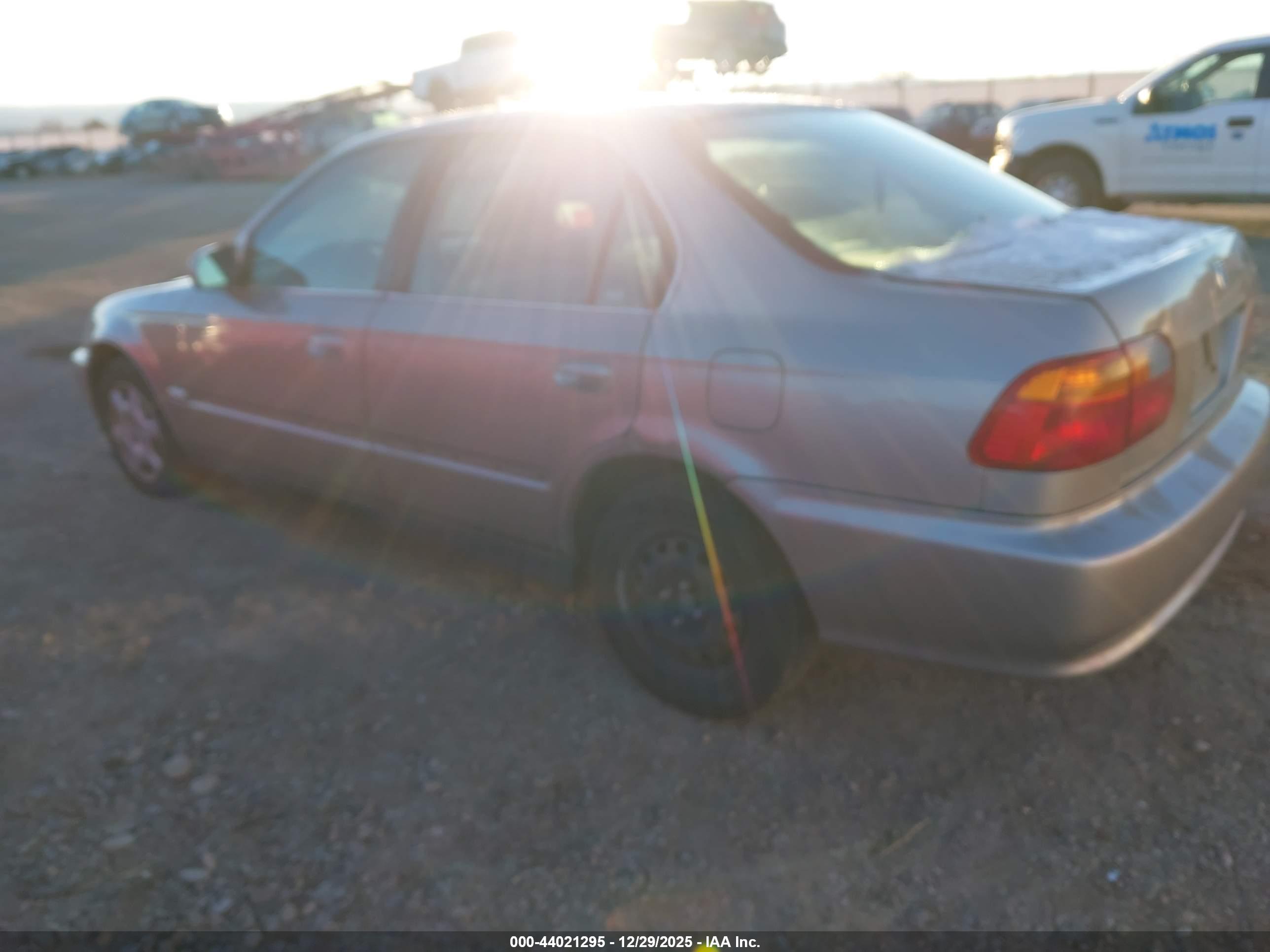 HONDA CIVIC image 3