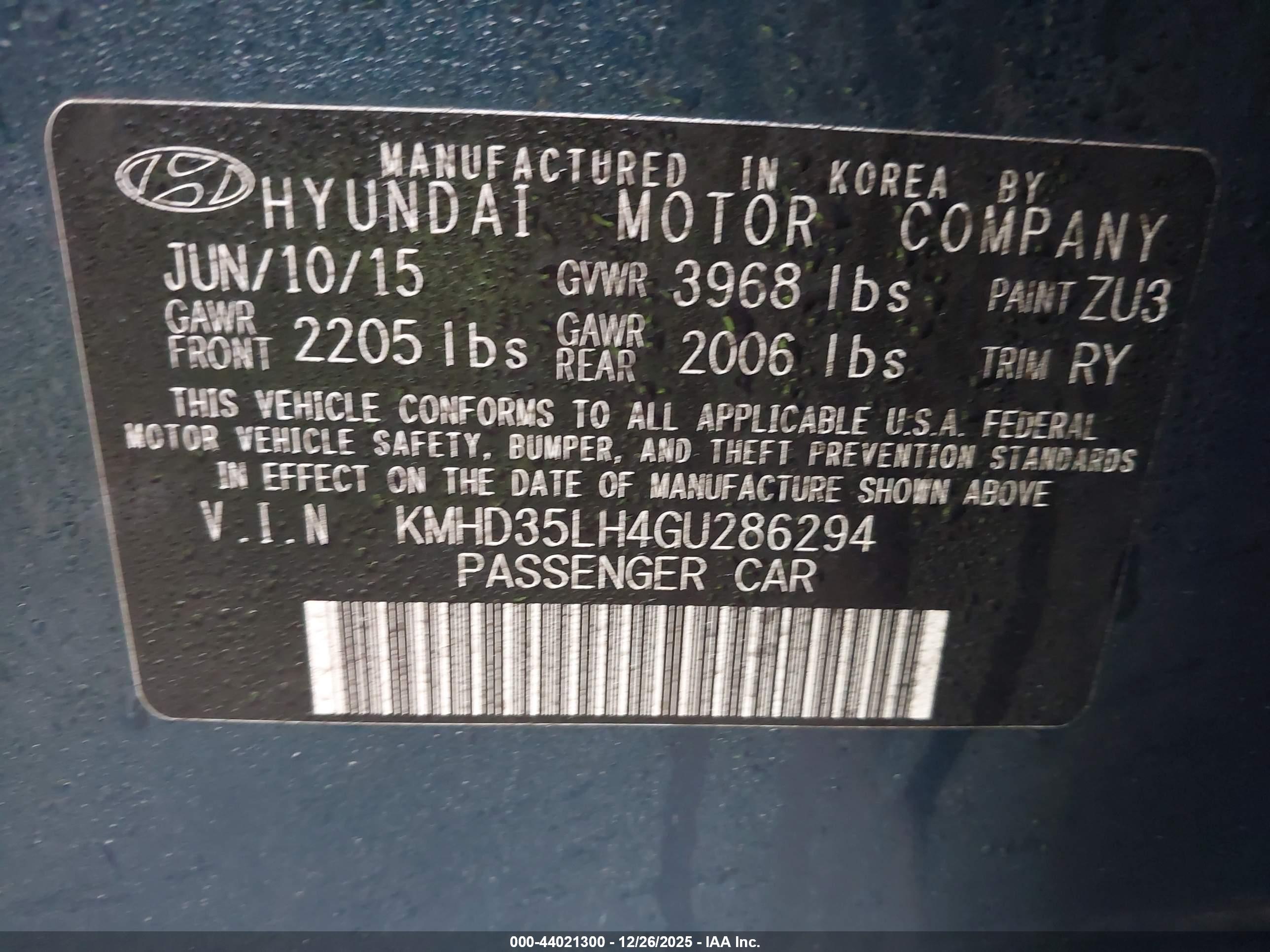 HYUNDAI ELANTRA image 9