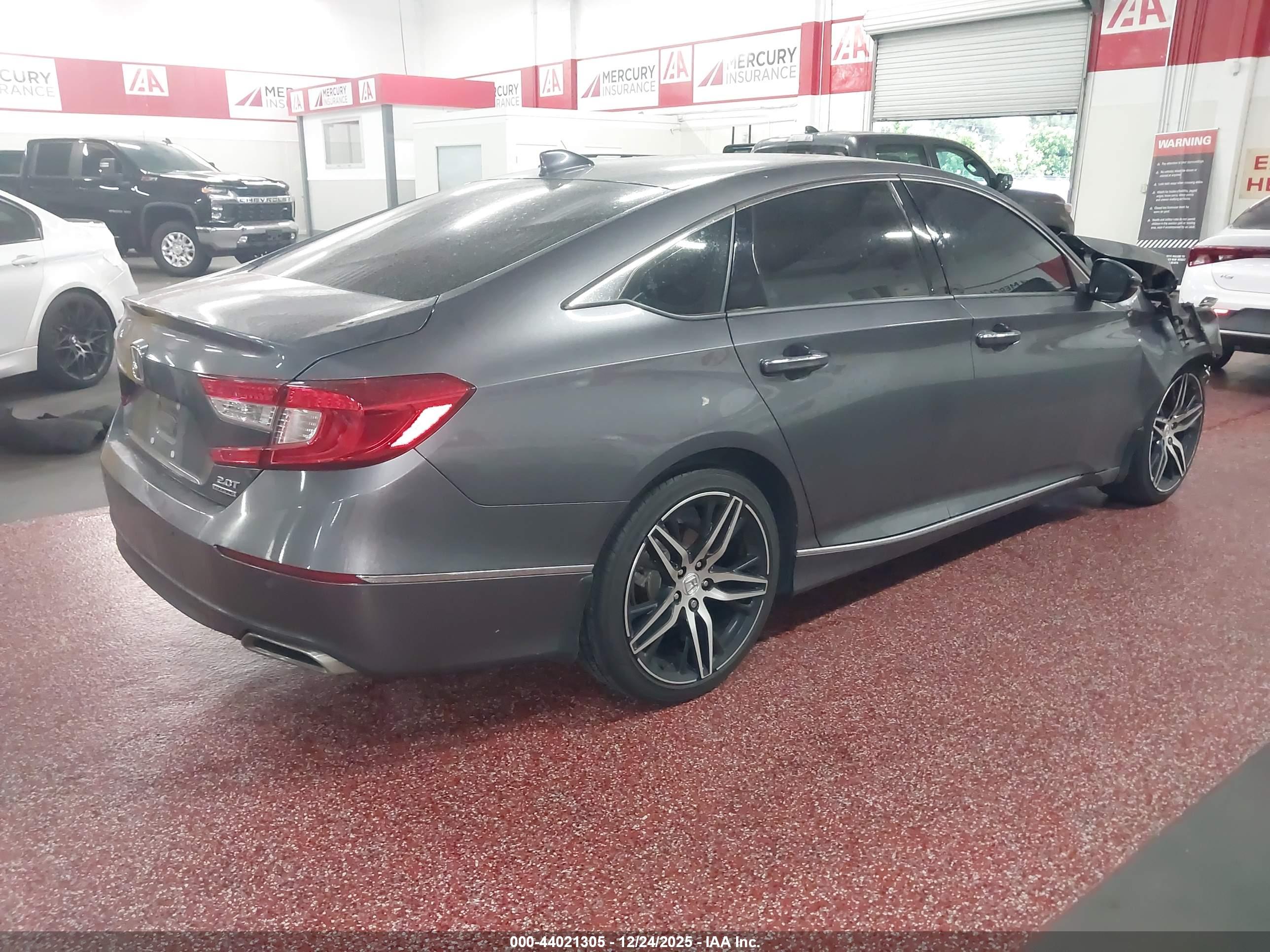 HONDA ACCORD image 4