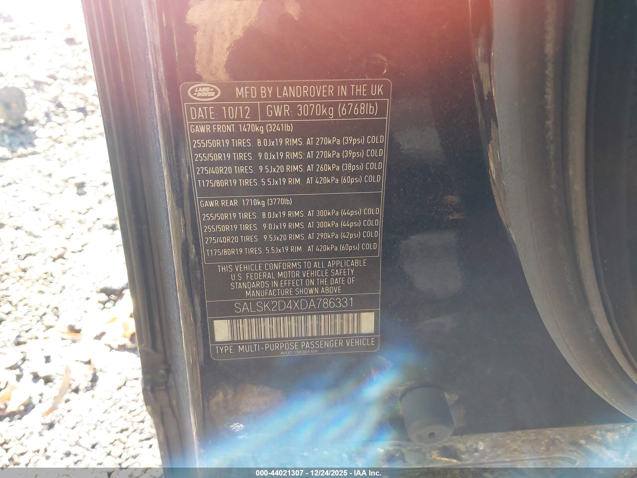 LAND ROVER image 9