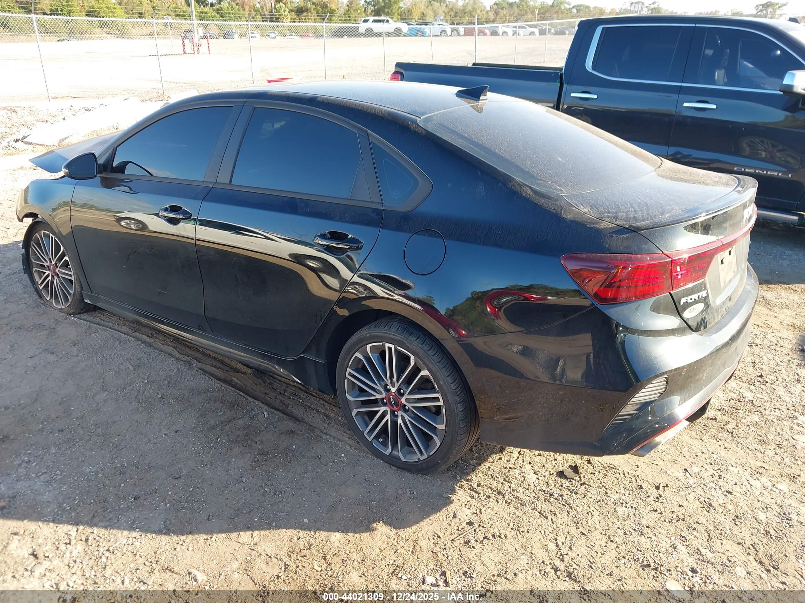KIA FORTE image 3