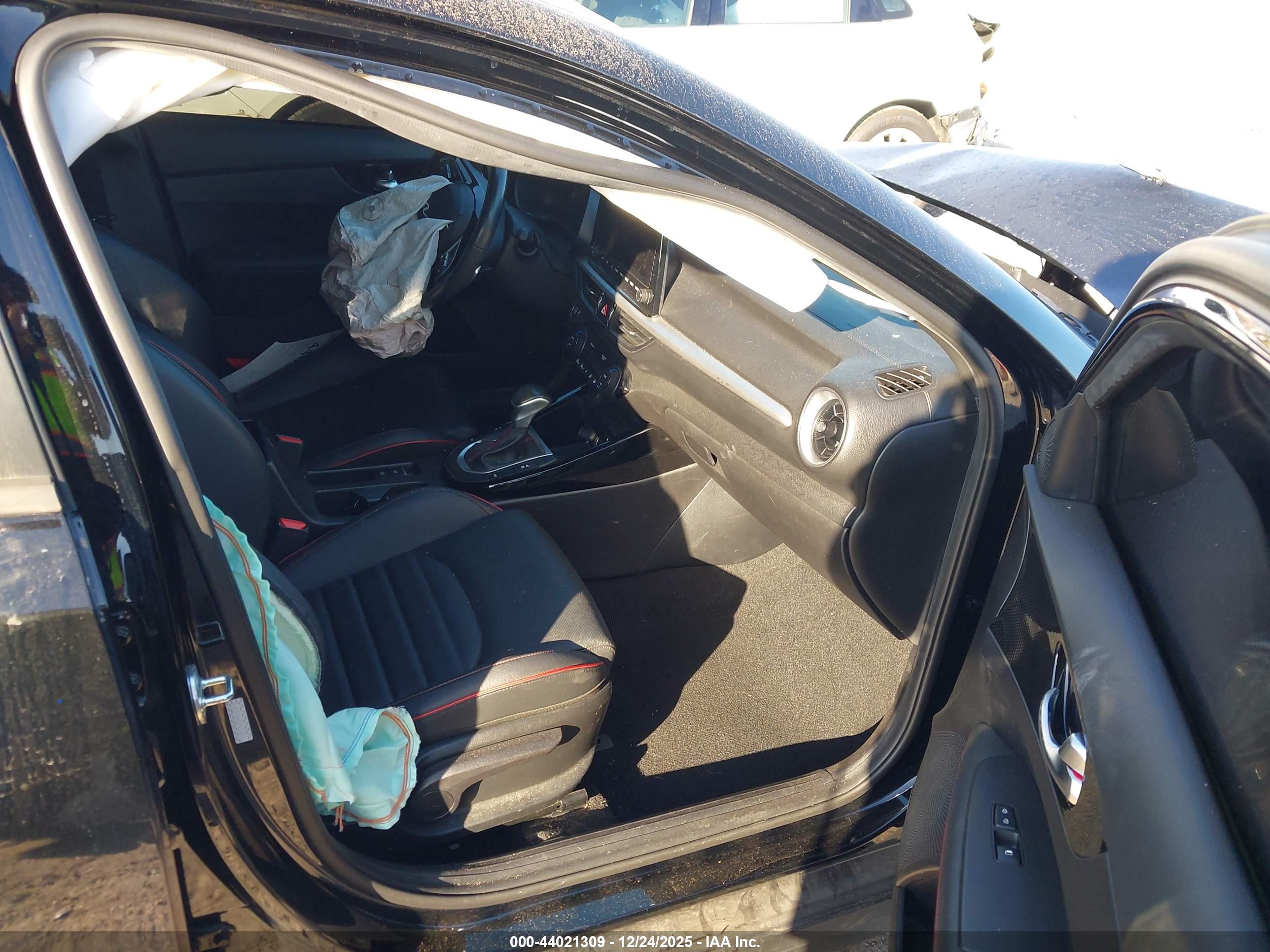 KIA FORTE image 5