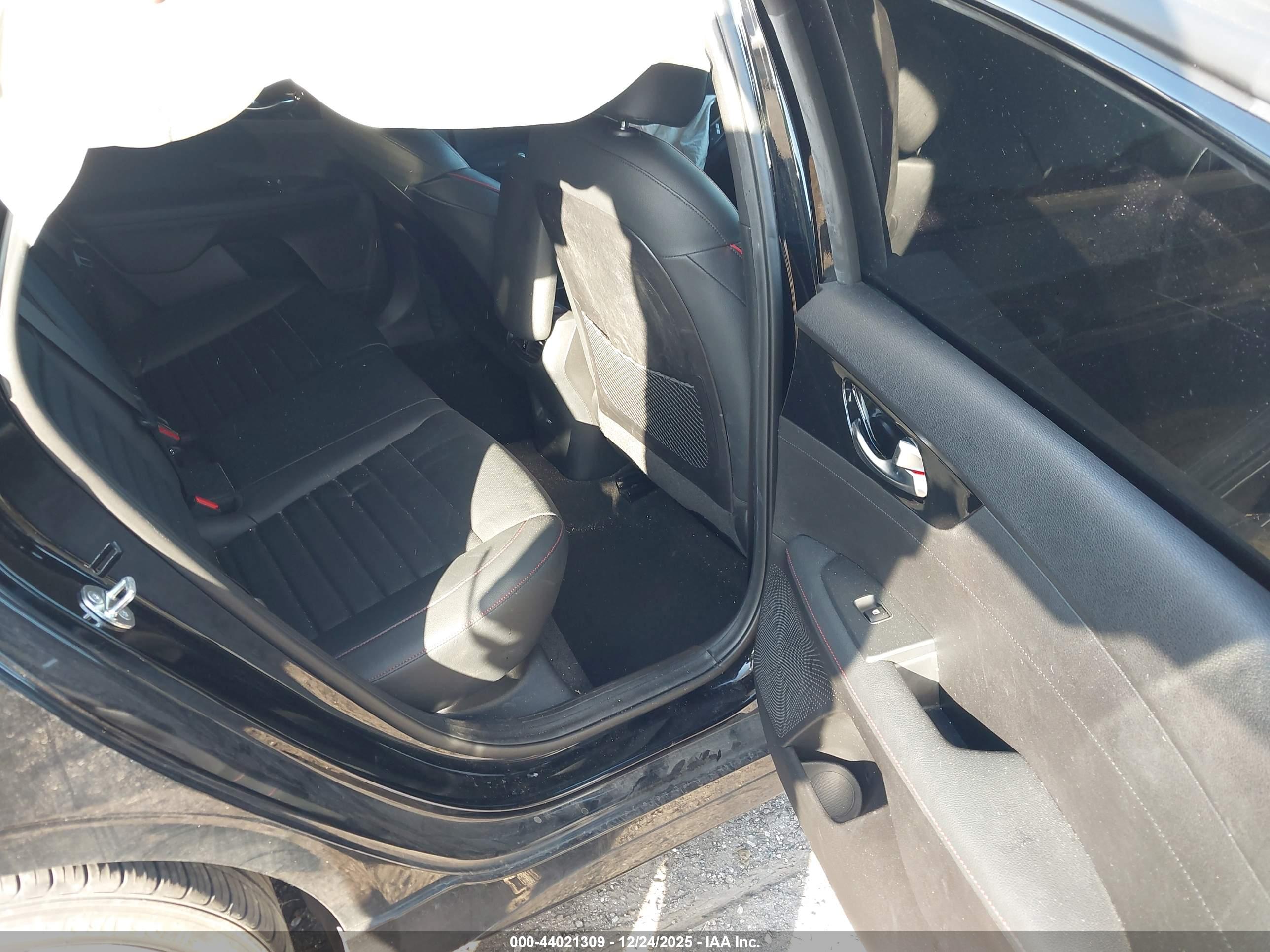 KIA FORTE image 8